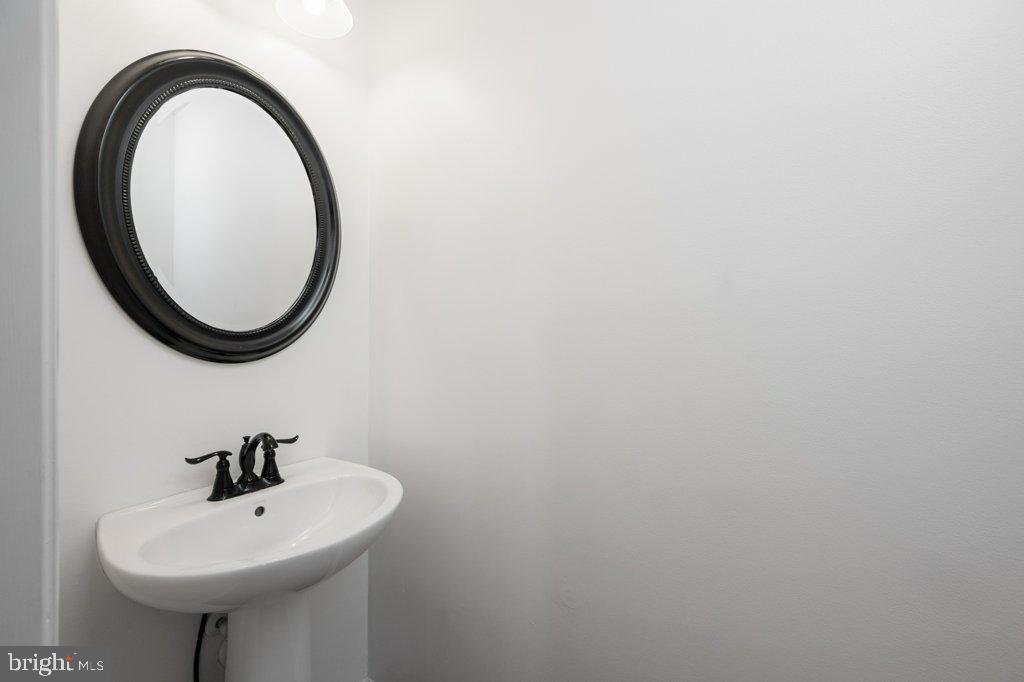 ADAMS CROSSING - Residential