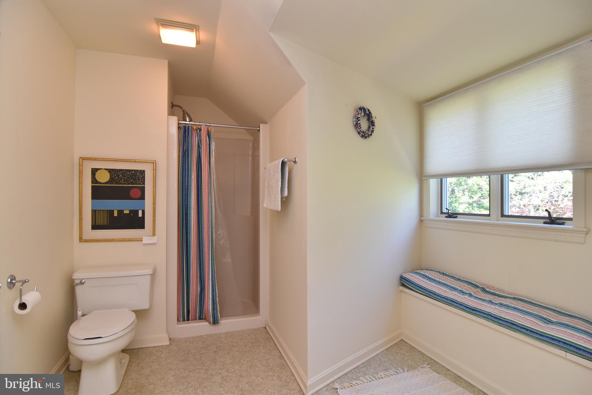 SILVER LAKE MANOR - Residential