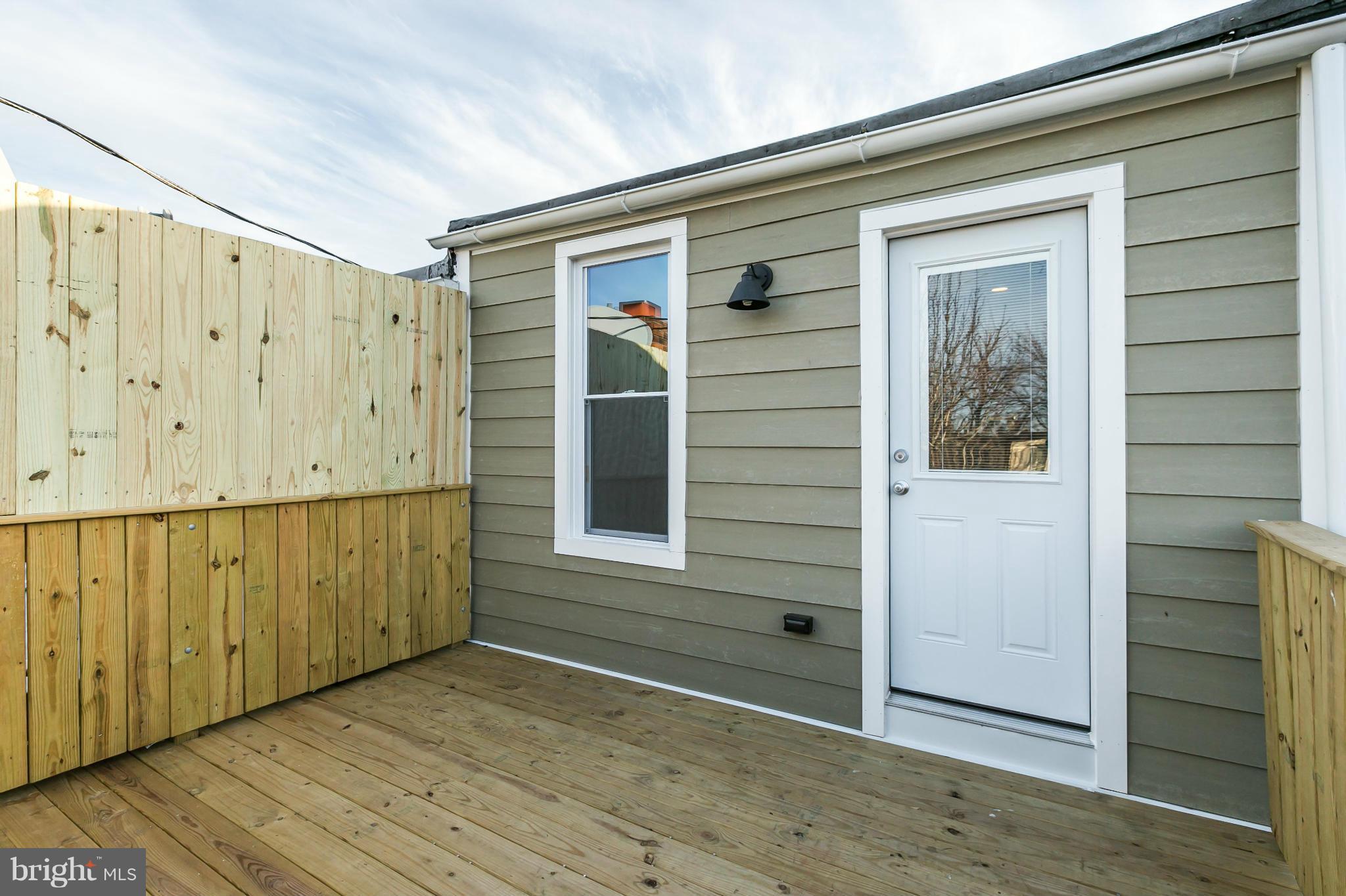 HIGHLANDTOWN - Residential