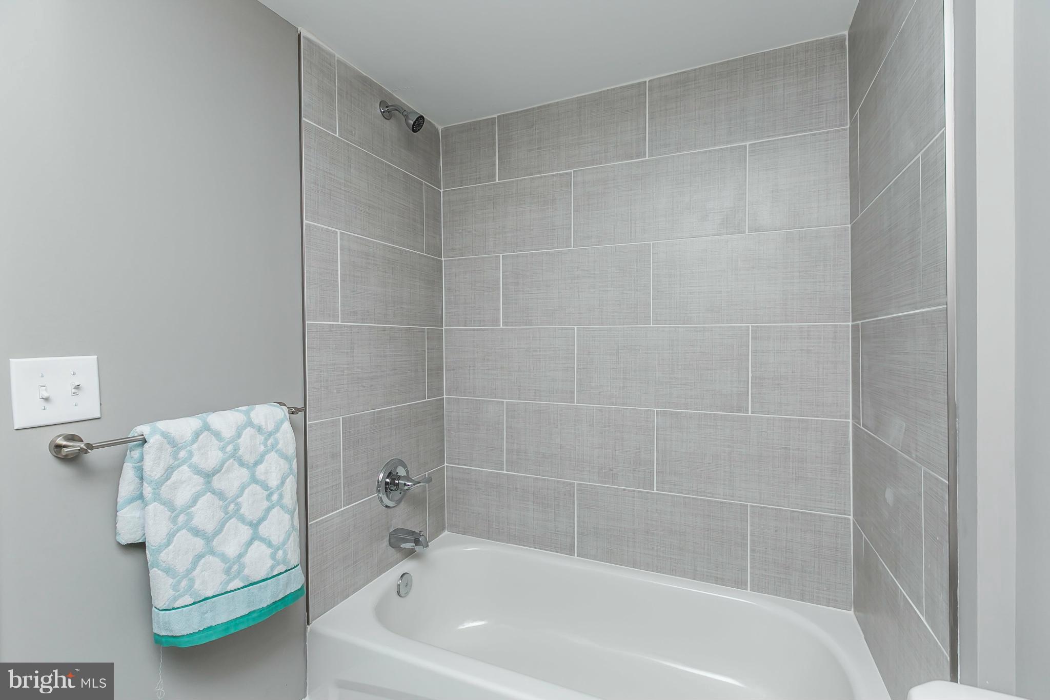 HIGHLANDTOWN - Residential