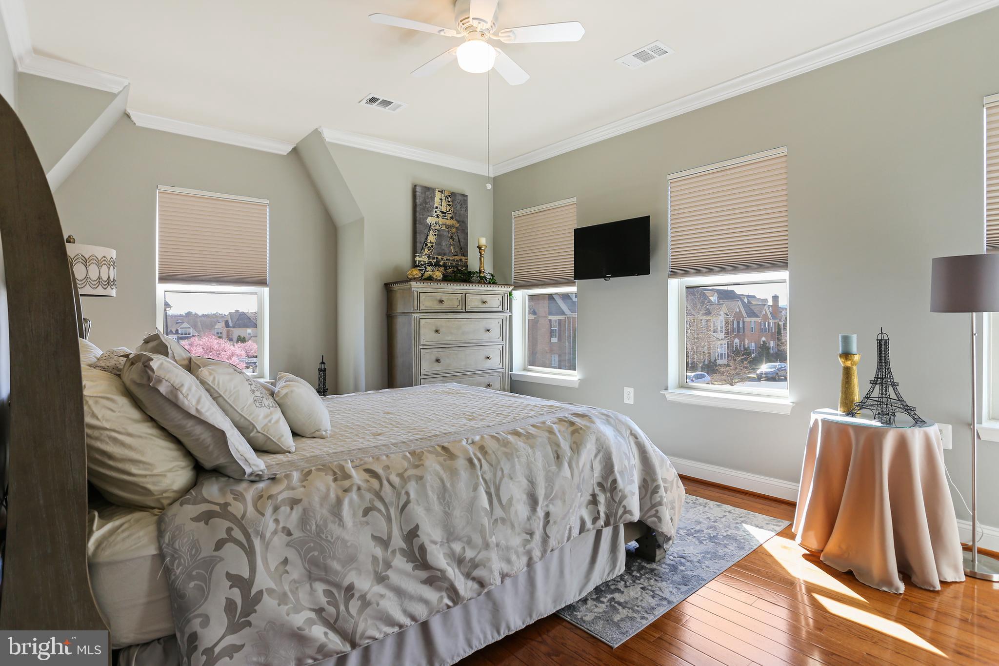 WORMANS MILL - Residential