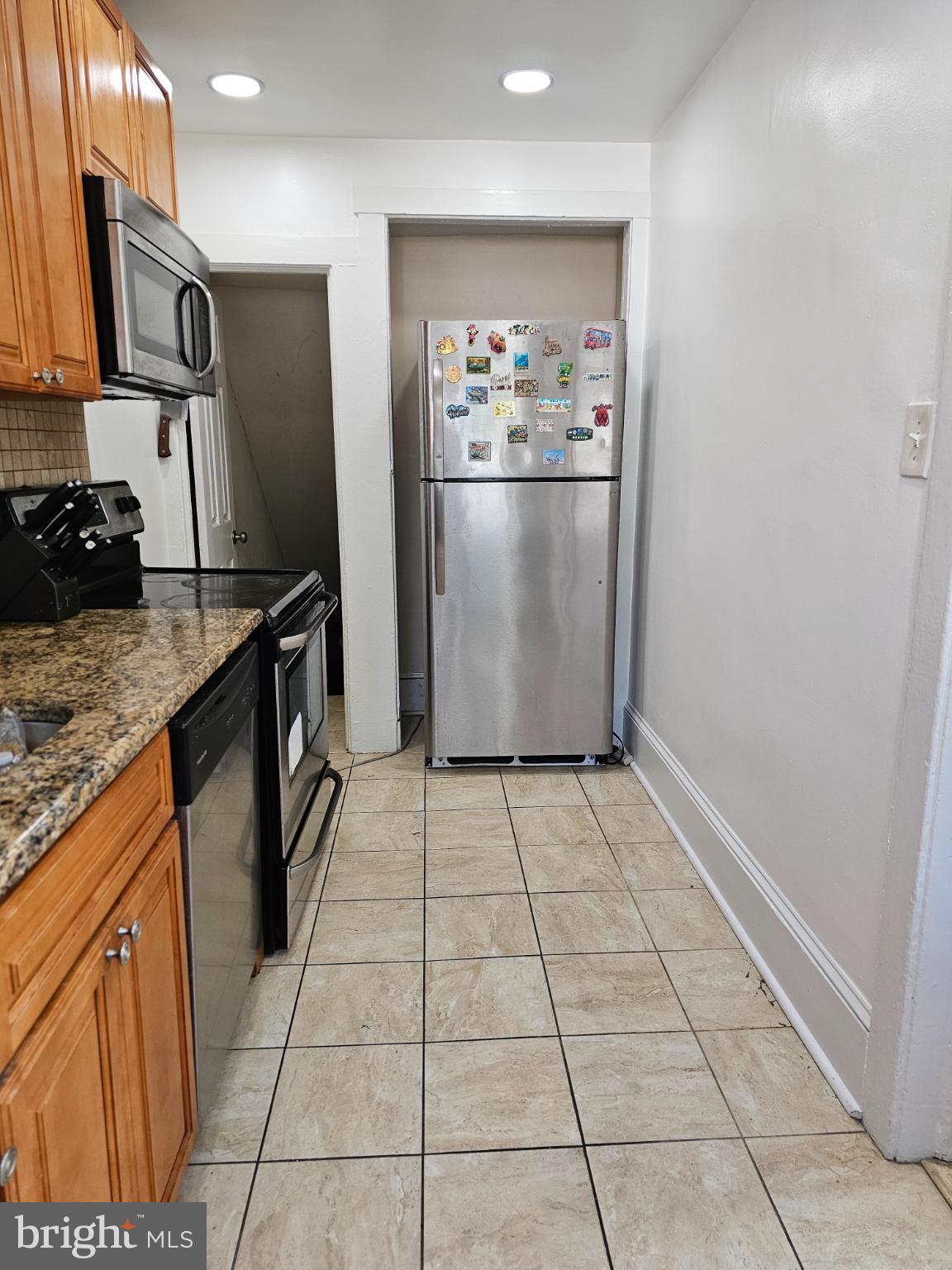 CLIFTON HEIGHTS - Residential