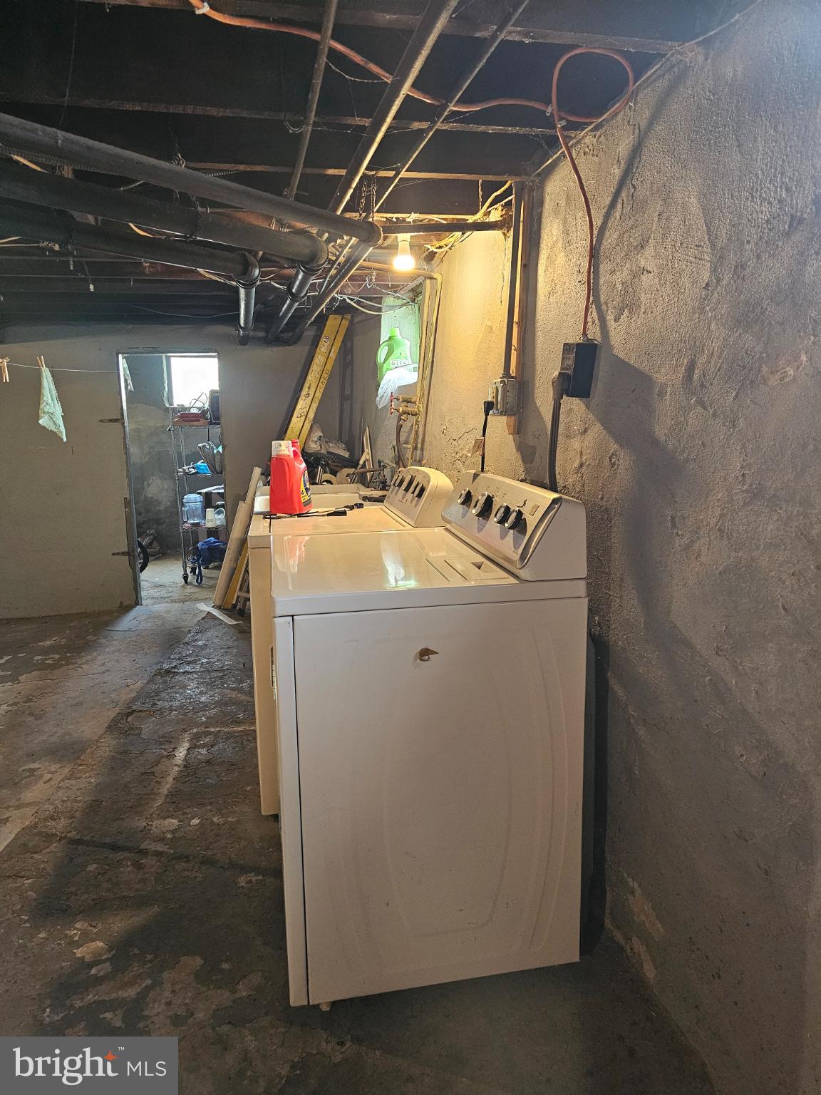 CLIFTON HEIGHTS - Residential