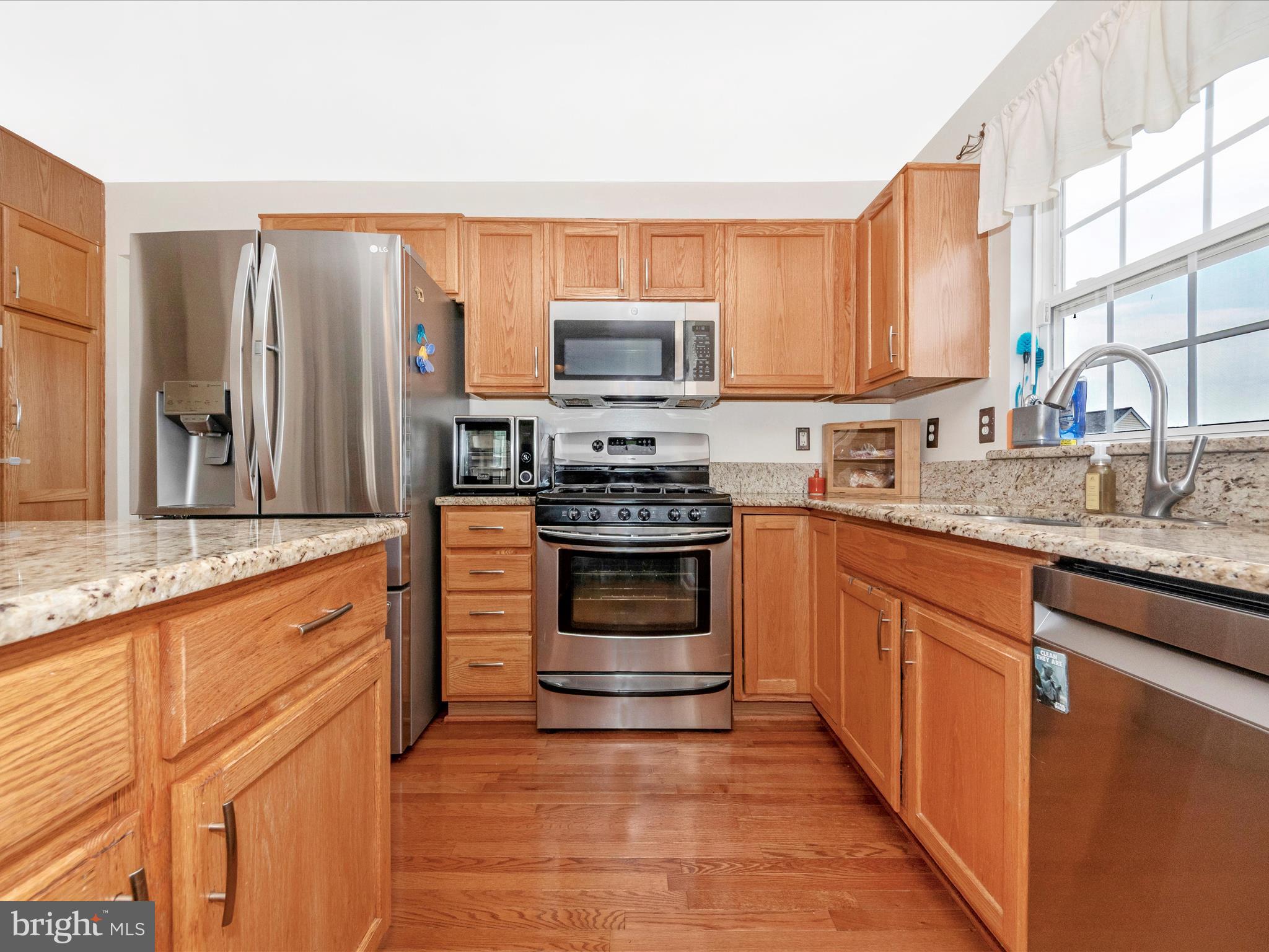 SUMMIT CREEK - Residential