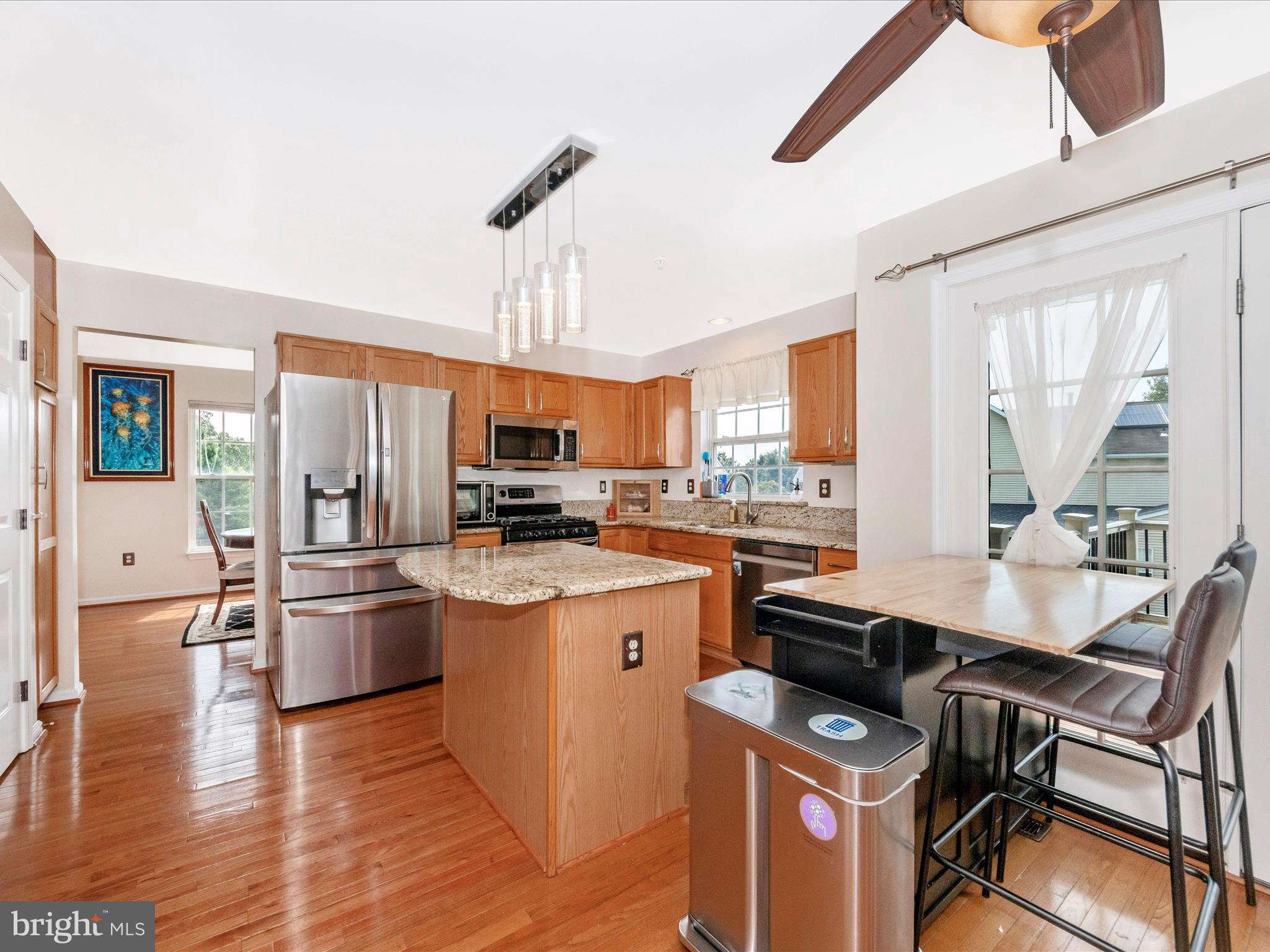 SUMMIT CREEK - Residential