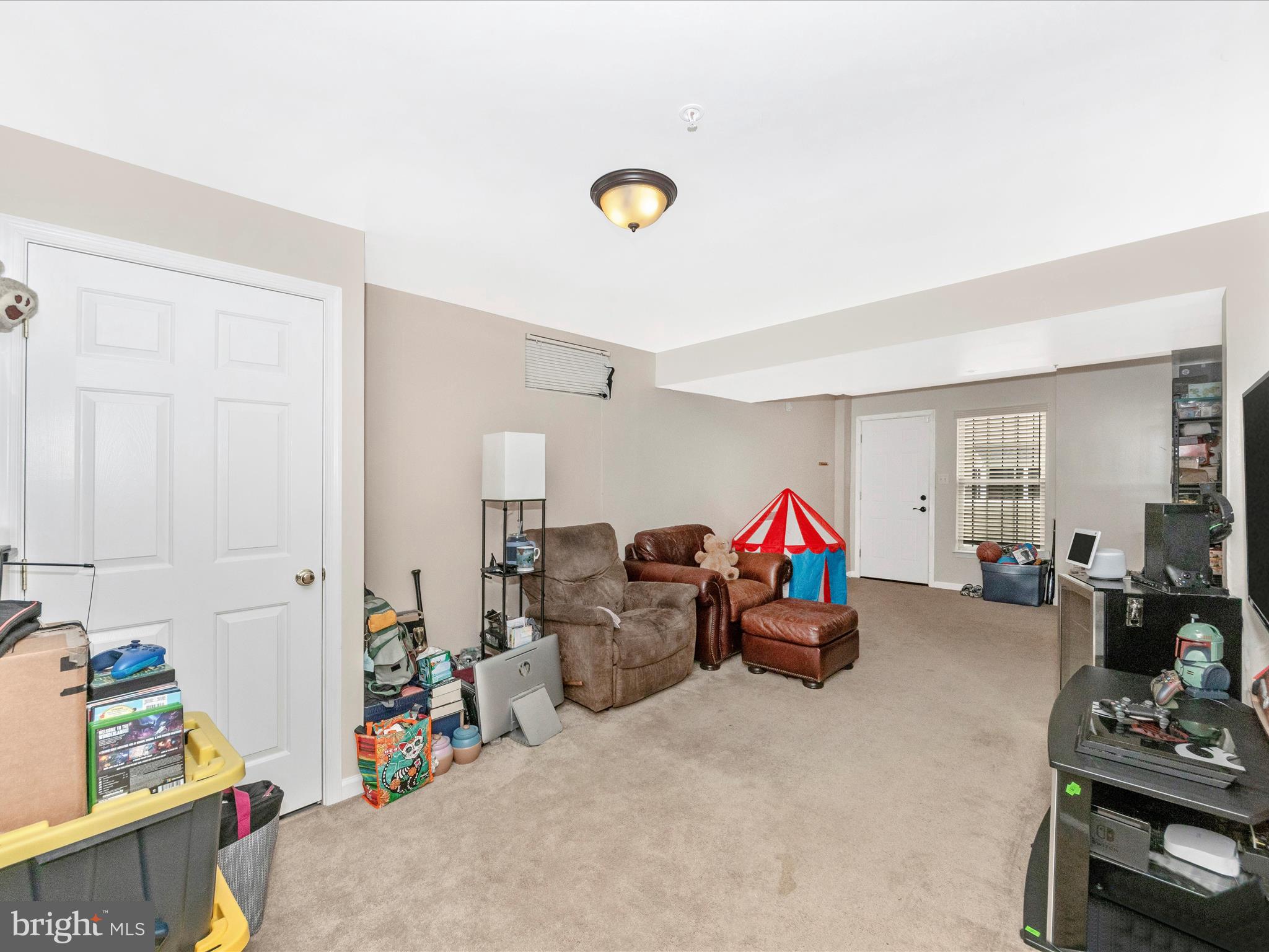 SUMMIT CREEK - Residential