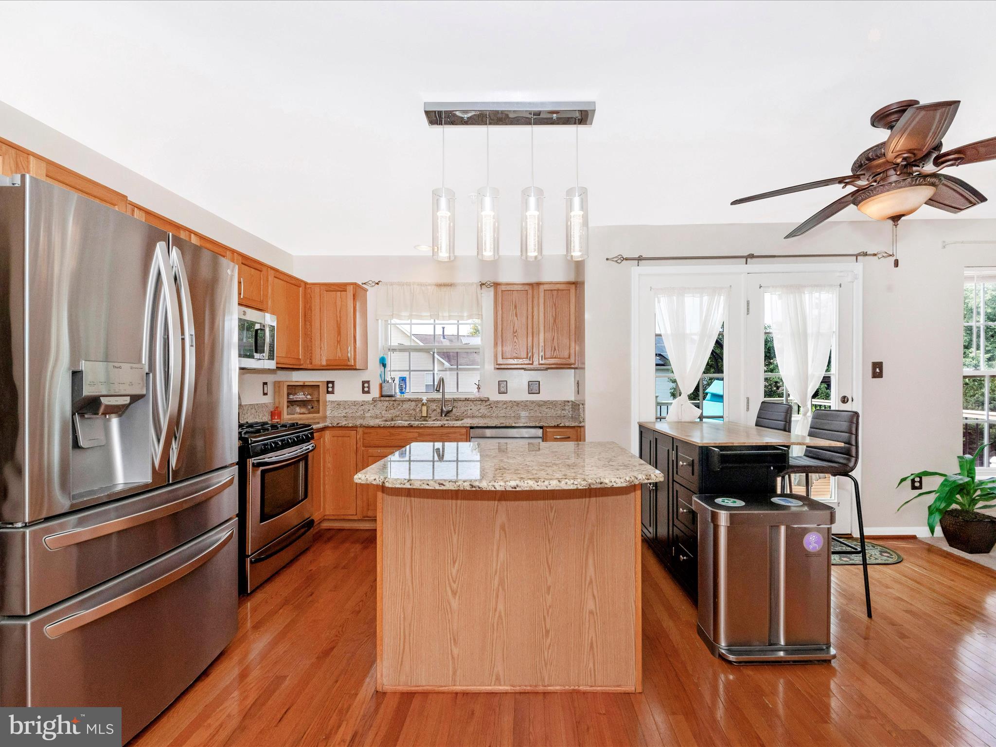 SUMMIT CREEK - Residential