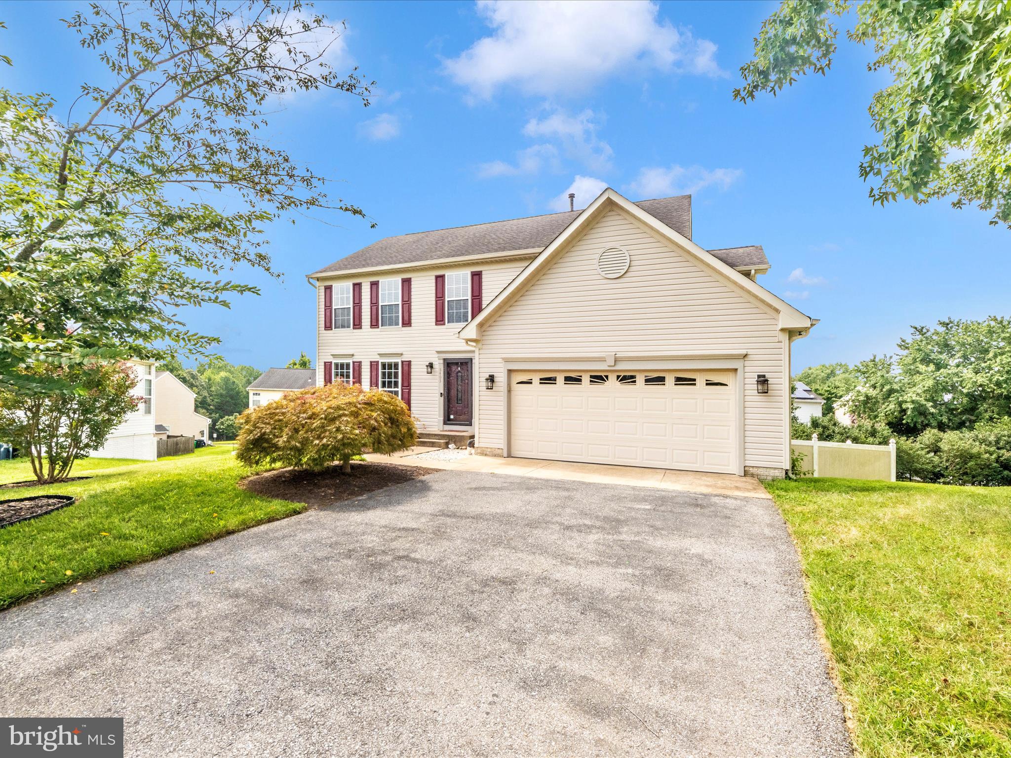 Welcome to this beautiful and well maintained single-family home, located in a small cul-de-sac, located in Summit Creek subdivision in Clinton, MD.
Close proximity to Joint Base Andrews, Washington Navy Yard, Joint Base Anacostia- Bolling, National Harbor, Ronald Reagan Washington National Airport, and Baltimore/Washington International Thurgood Marshall Airport.
The home features four bedrooms, three full baths, one half bath, a fully finished basement, hardwood floors and floor to ceiling windows throughout the main level. The bathrooms were recently upgraded to include jet shower panel systems with adjustable rainfall shower heads. The master-bath has a separate shower with a luxurious spa-like clawfoot soaking tub. The spacious well-maintained eat-in kitchen is complete with cooktop range, modern appliances and granite countertops. The kitchen opens up to a spacious family room with fireplace as well as a new first-floor low maintenance deck which offers ample space for outdoor entertaining or relaxing. The fully finished basement has a full bathroom and features plenty of storage space with walk-out access to the backyard. The backyard and patio area are enclosed with a low maintenance privacy-fence. The mud room off the two-car garage contains a washer & dryer. !!
*** New HVAC & Furnace System less than One Year Old.... Valued at $20,961
-New RHEEM HVAC Prestige Series
-New GOODMAN Energy Efficient Gas Furnace
-New NAVIAN Tankless Water Heater – Valued at $8,403
-New Deluxe Captura Air Sanitization System – Valued at $2,796
**** One Year Home Warranty provided ****