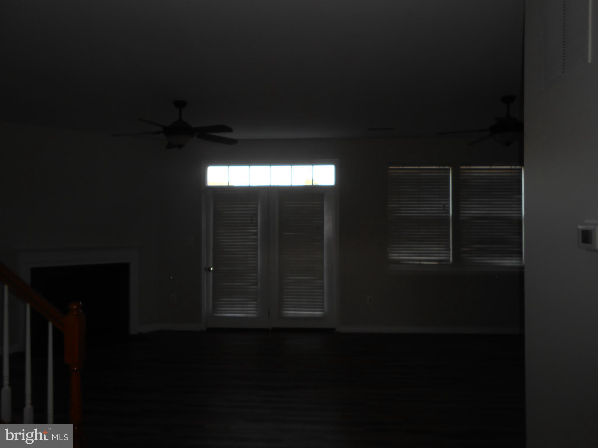 WAKELAND MANOR - Residential Lease