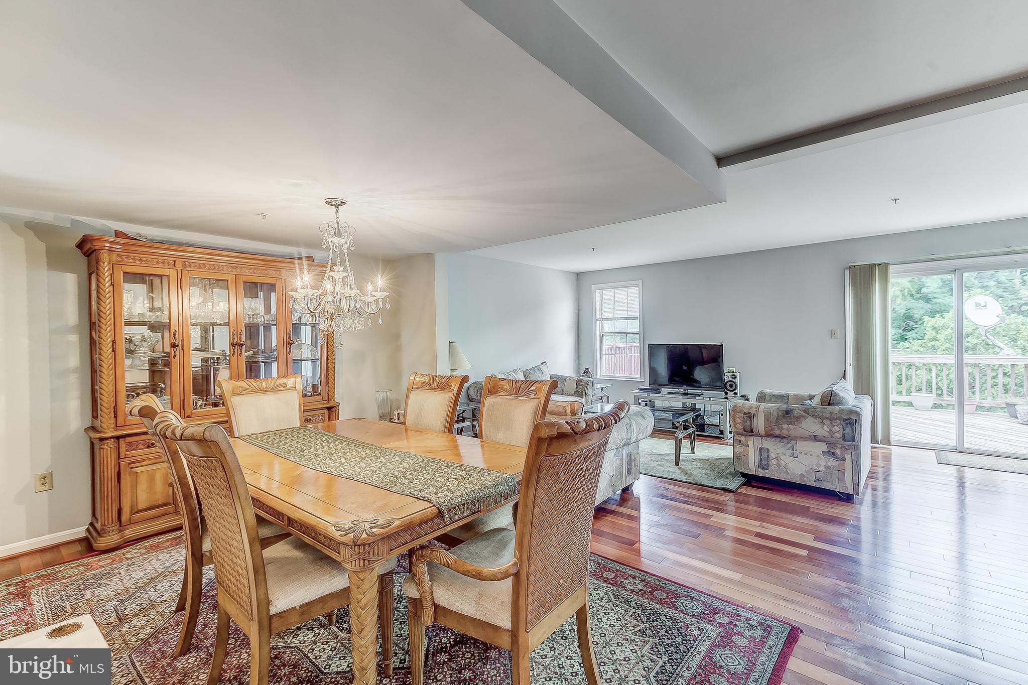 CHILLUM HILLS - Residential