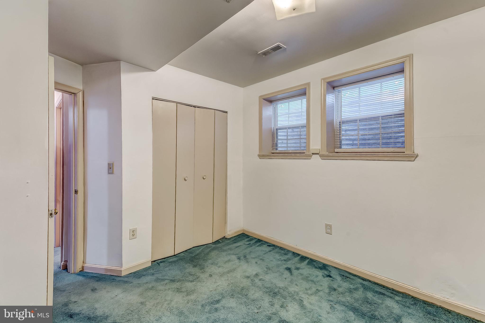 CHILLUM HILLS - Residential