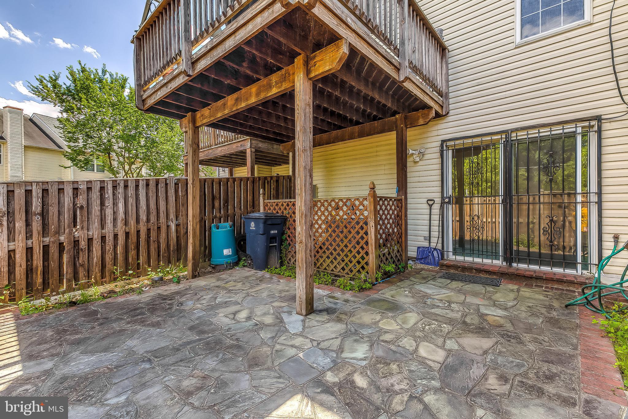 CHILLUM HILLS - Residential