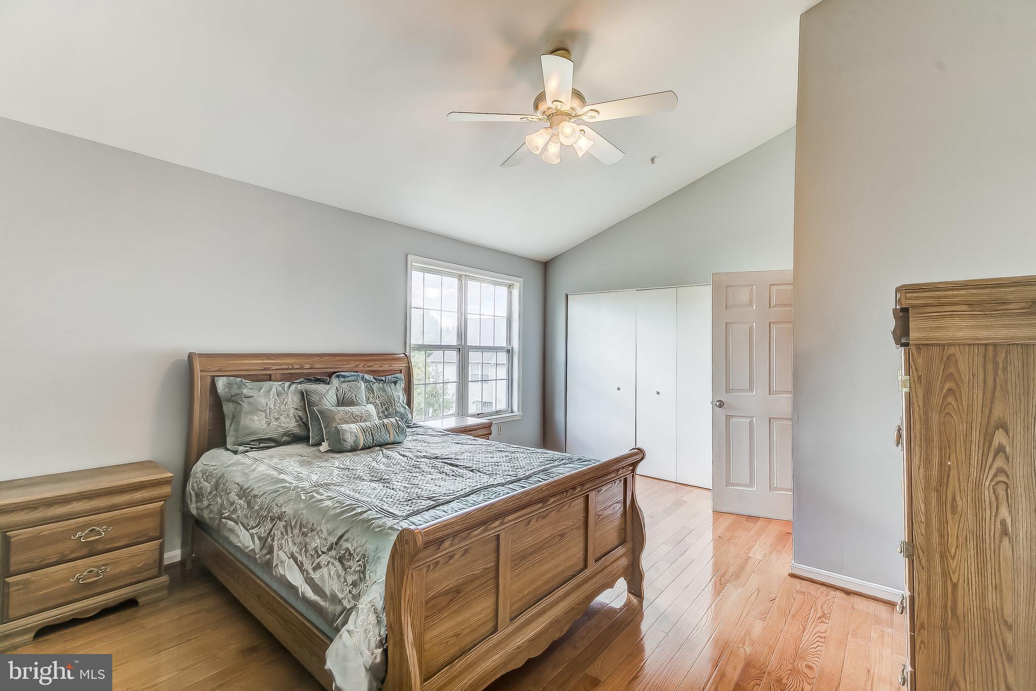 CHILLUM HILLS - Residential