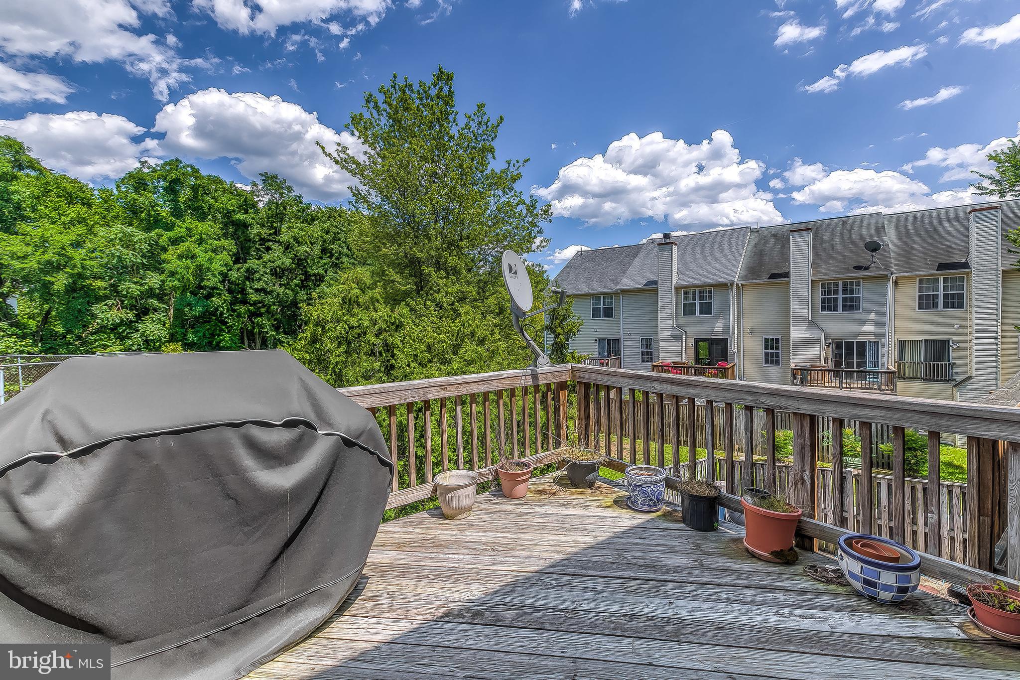 CHILLUM HILLS - Residential