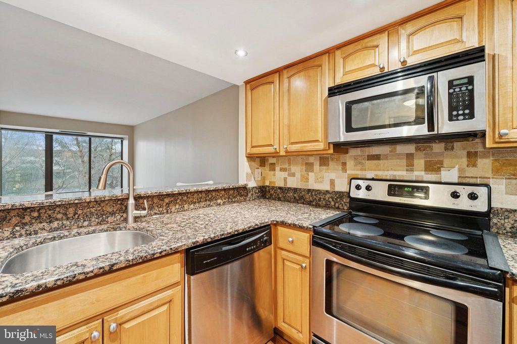 Photo of 2001 - 00 Hamilton Street #318, PHILADELPHIA, PA 19130 (MLS # PAPH2567810)