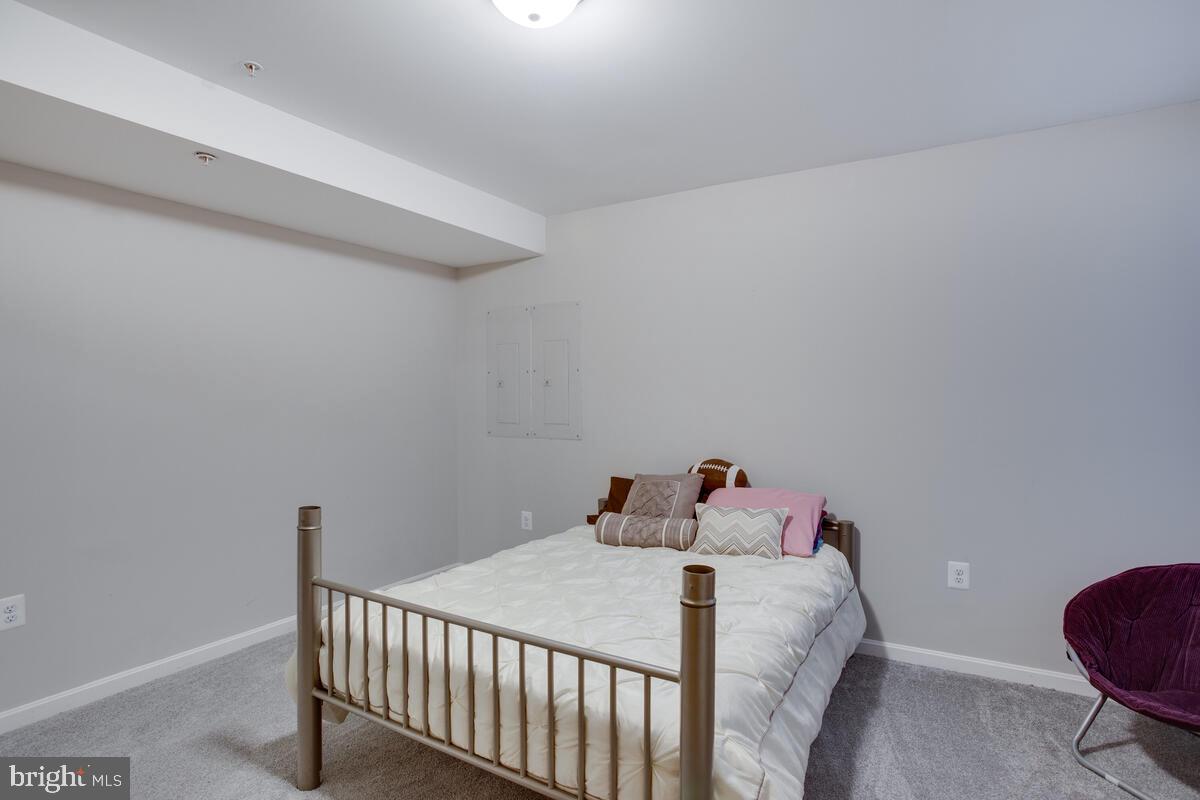 ELIZABETH HILLS PHASE 1 - Residential