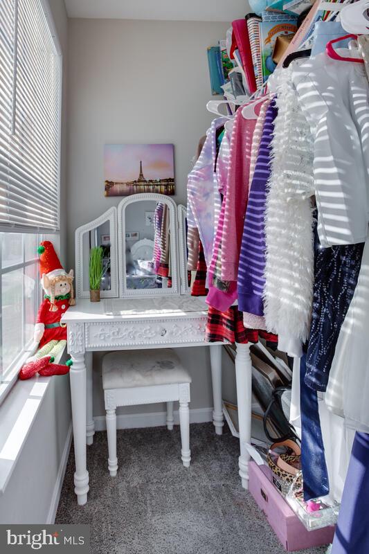 ELIZABETH HILLS PHASE 1 - Residential