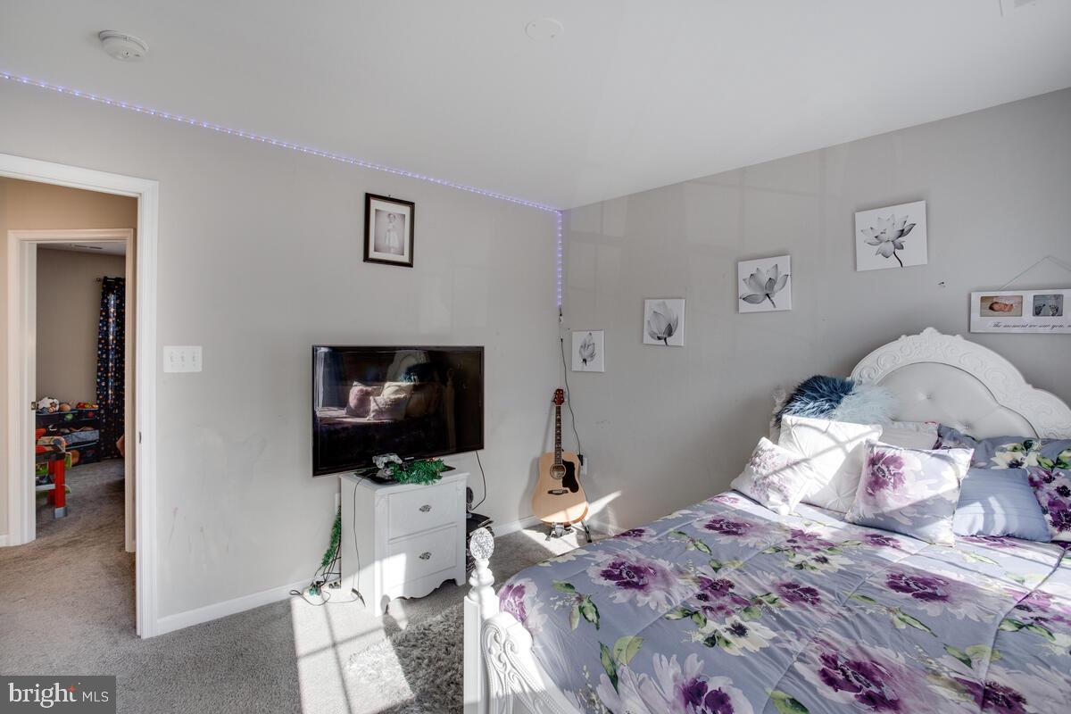 ELIZABETH HILLS PHASE 1 - Residential