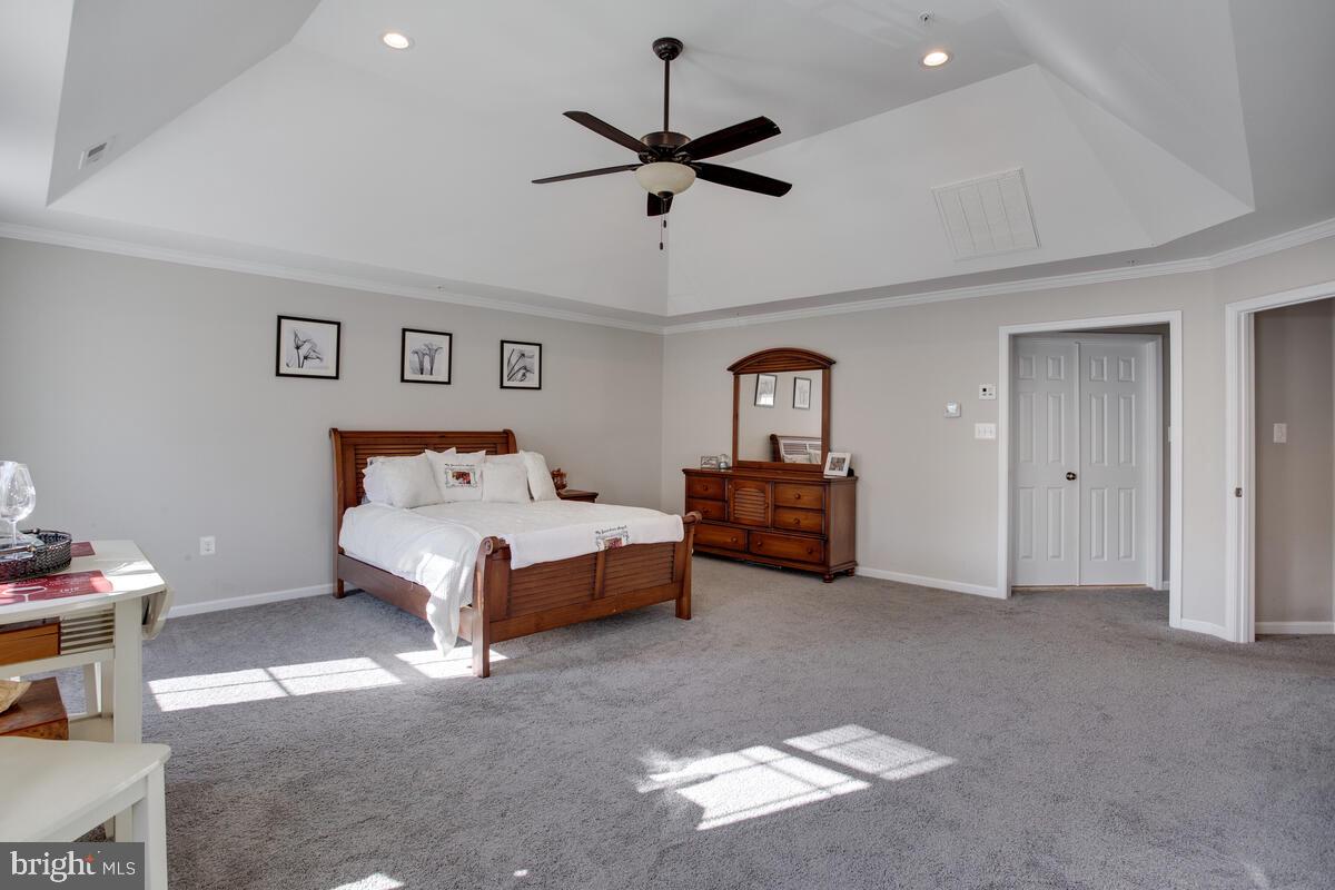 ELIZABETH HILLS PHASE 1 - Residential