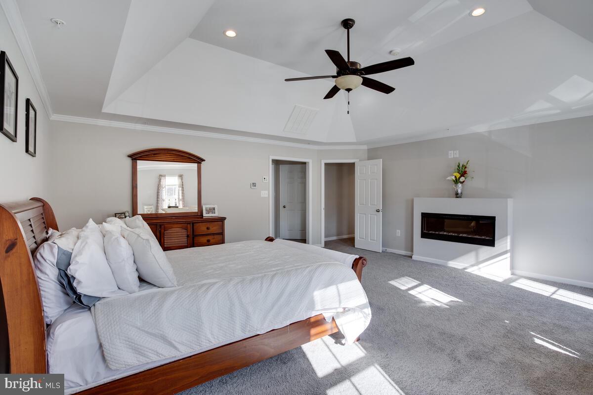 ELIZABETH HILLS PHASE 1 - Residential