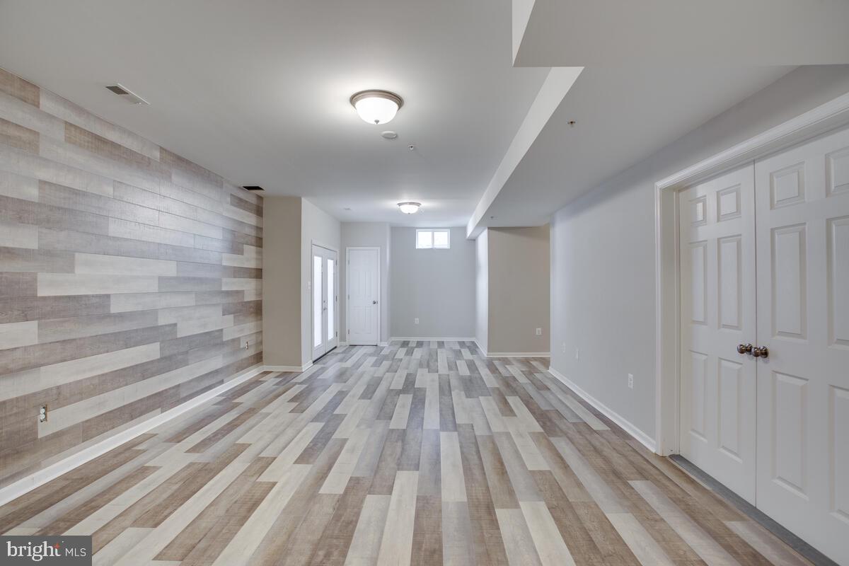 ELIZABETH HILLS PHASE 1 - Residential