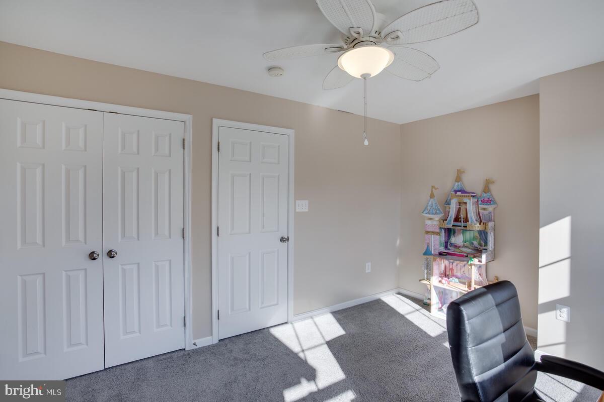 ELIZABETH HILLS PHASE 1 - Residential