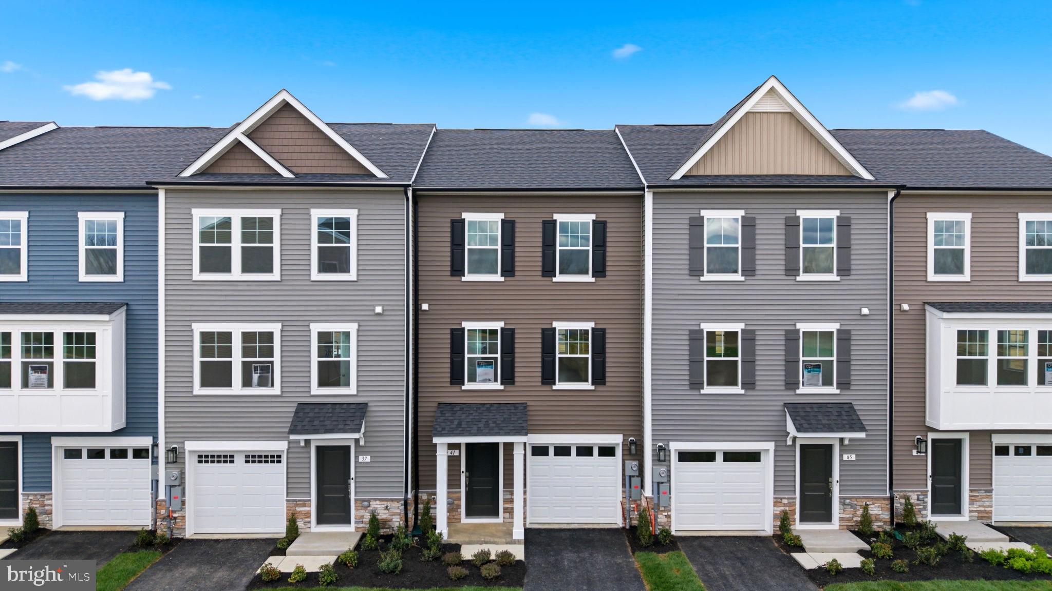 BOYDS CROSSING - Residential