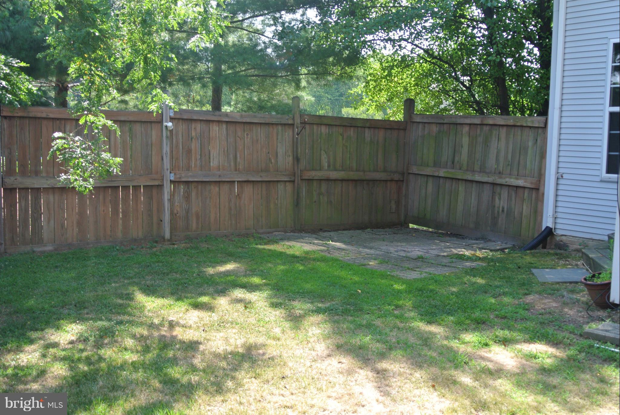 GREENS AT FAIR LAKES - Residential Lease