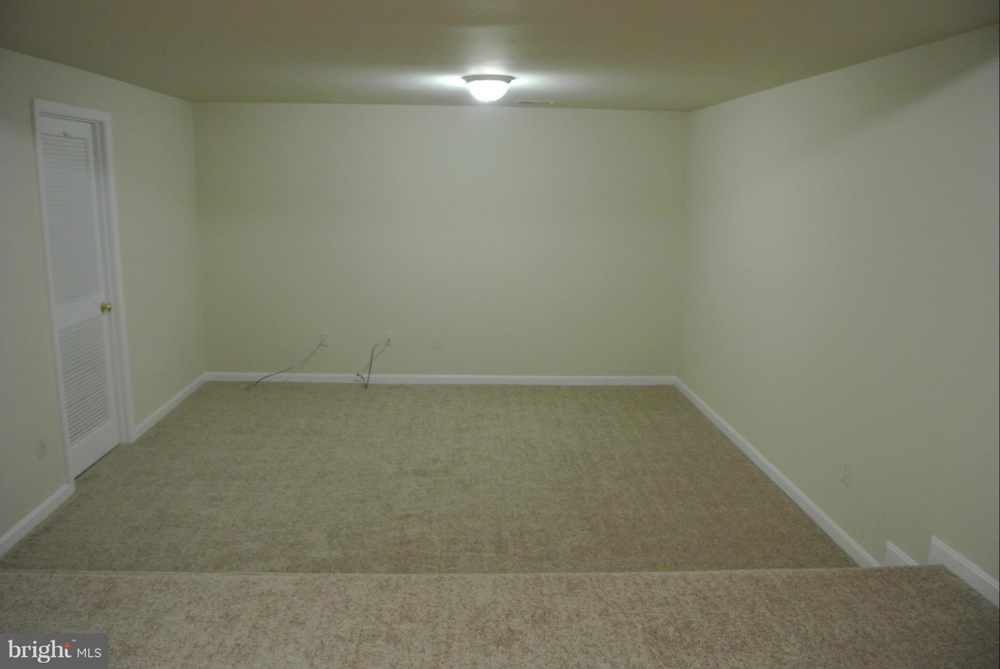 GREENS AT FAIR LAKES - Residential Lease