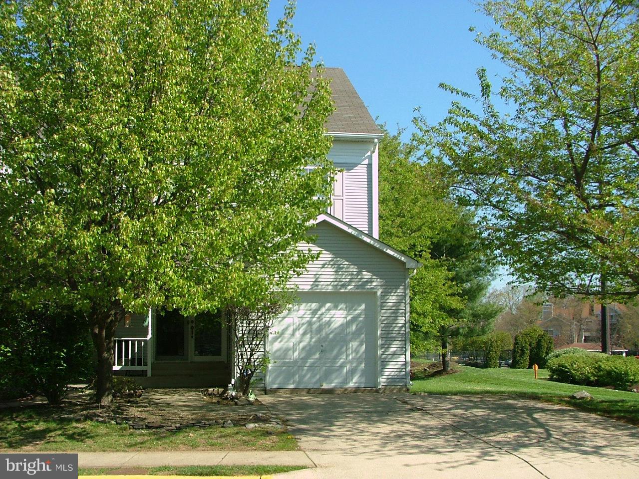 GREENS AT FAIR LAKES - Residential Lease