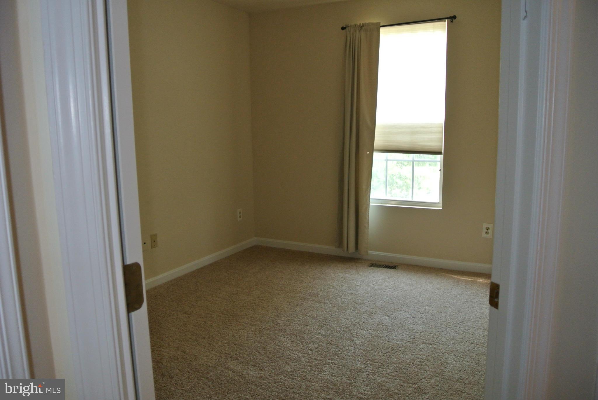 GREENS AT FAIR LAKES - Residential Lease
