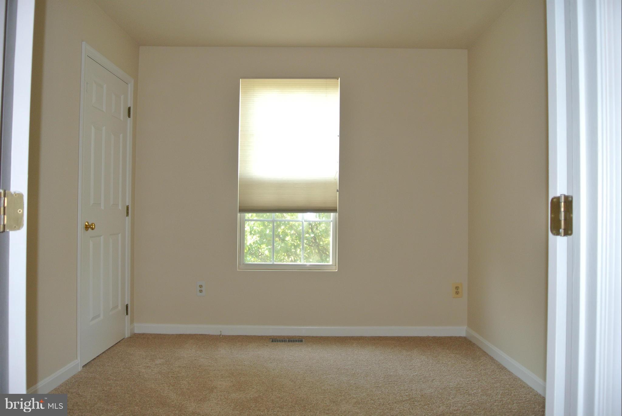 GREENS AT FAIR LAKES - Residential Lease