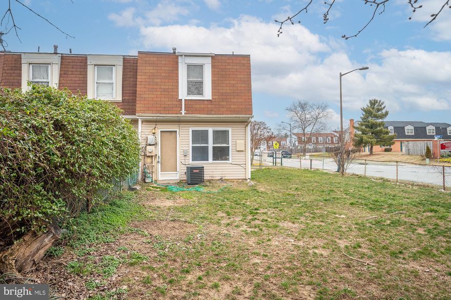 Welcome this this newly renovated and spacious end unit in Severn! Freshly painted and refinished hardwood flooring throughout! Bright and open kitchen features granite countertops and white appliances! All three bedrooms occupy the upper level! The laundry room features brand new washer and dryer! There's large fenced in yard that's perfect for entertaining and enjoying the spring weather. Only a few minutes to Fort Meade and Odenton, and conveniently located near local shops/restaurants! Contact us today to schedule a tour!

*water is INCLUDED in the RENT