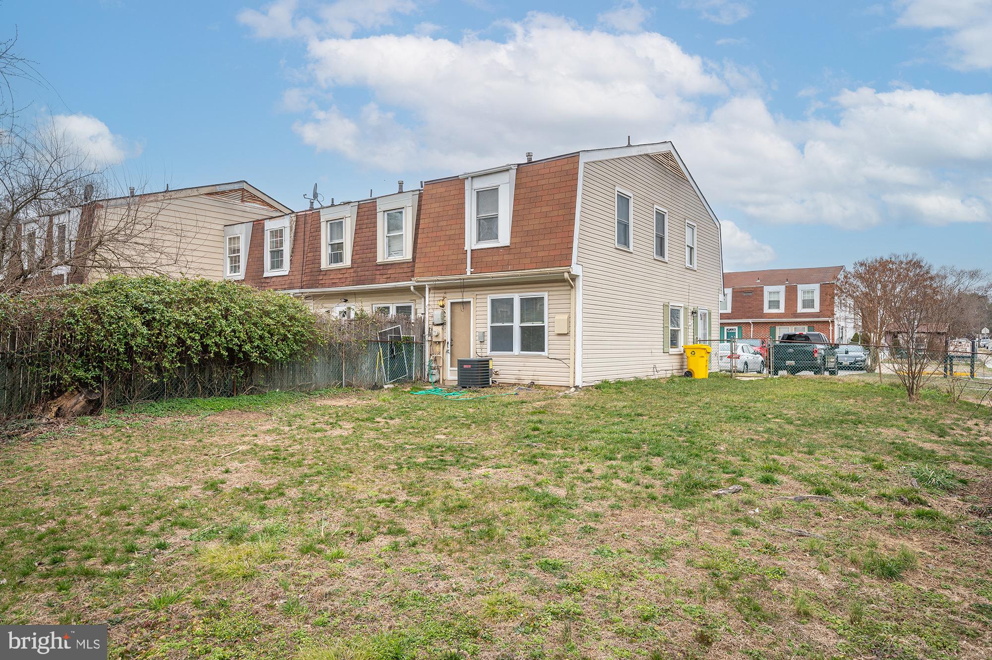 WARFIELD CONDOMINIUMS - Residential Lease