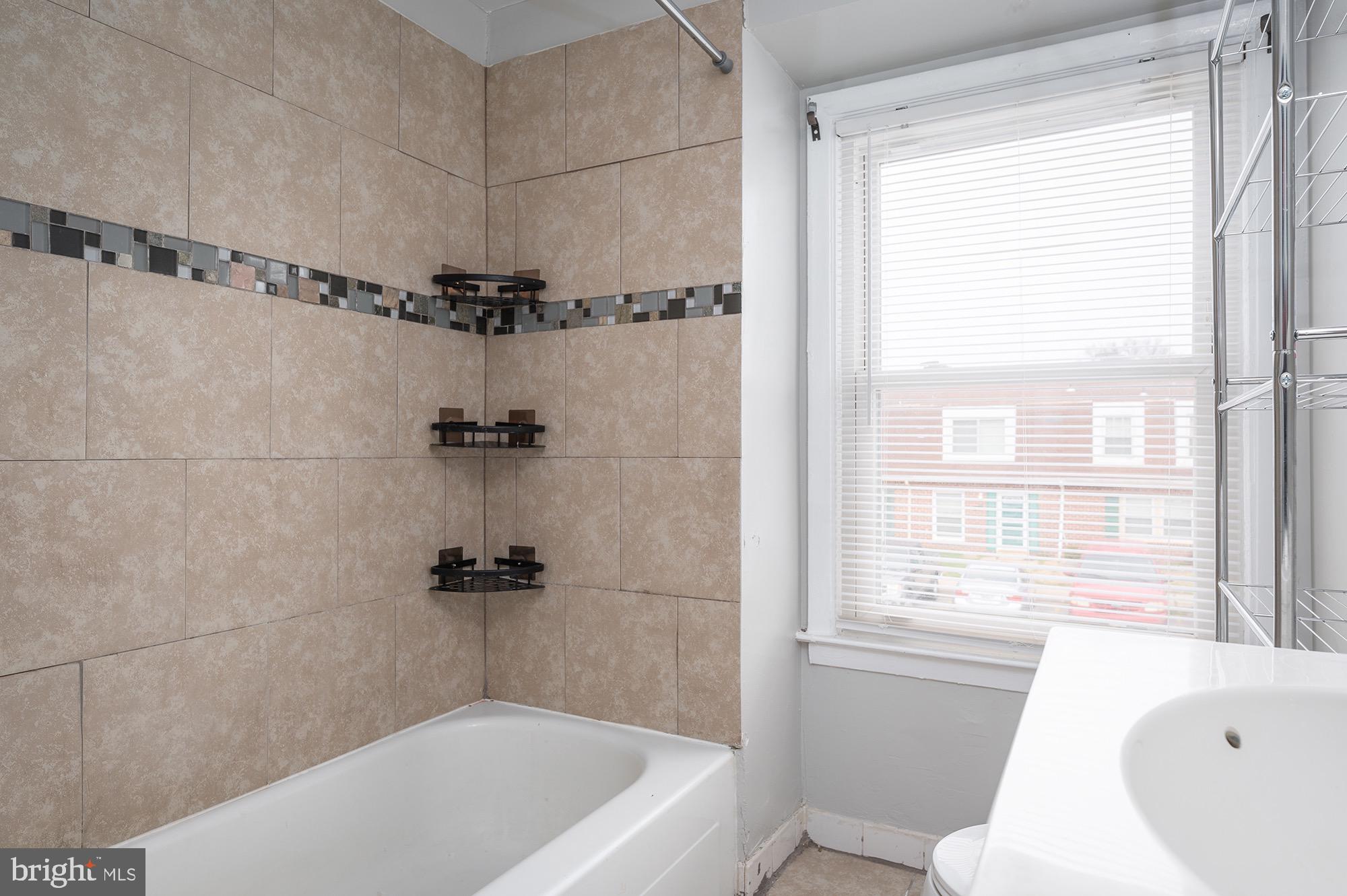 WARFIELD CONDOMINIUMS - Residential Lease