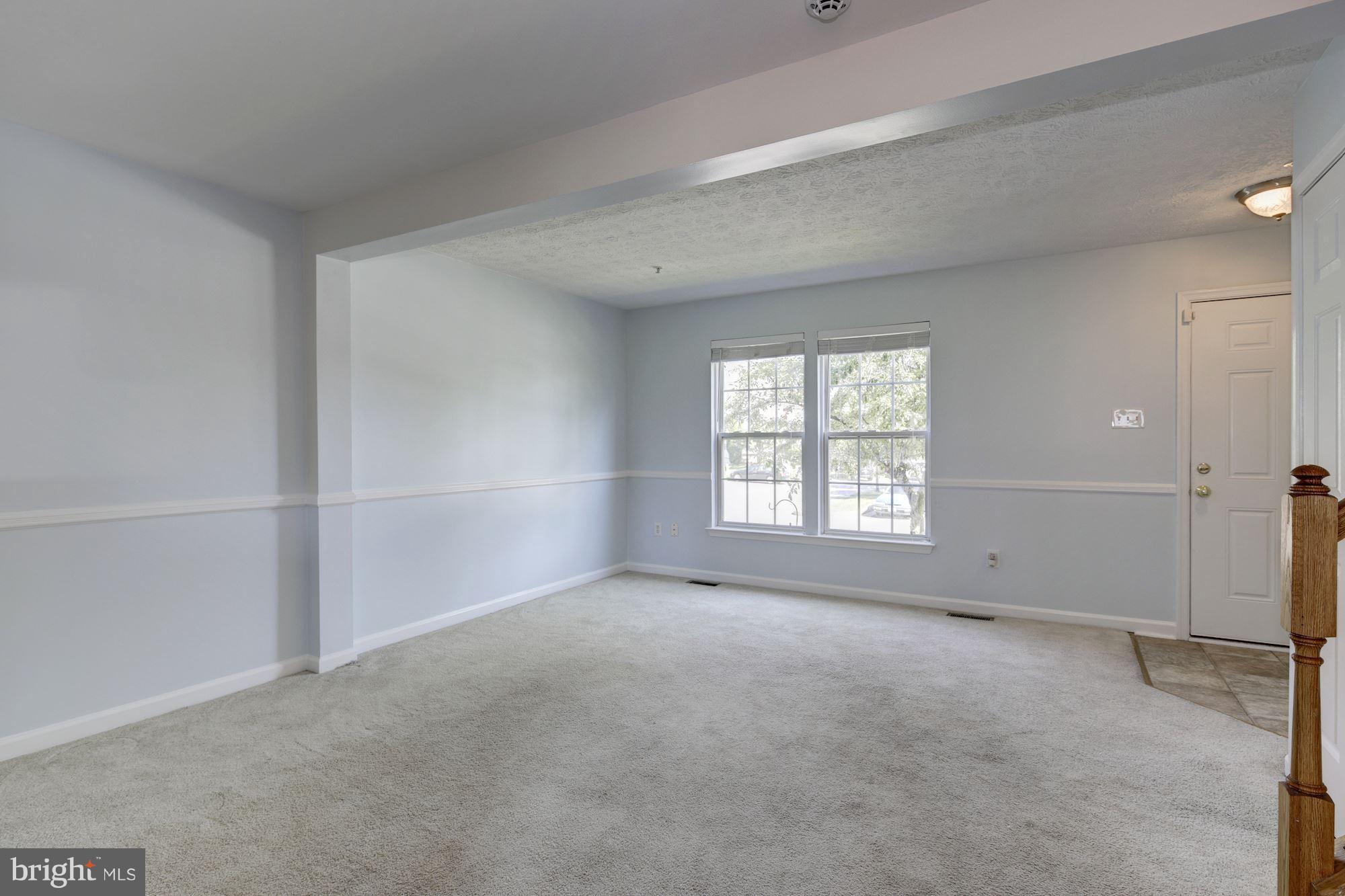 COLLEGE - Residential