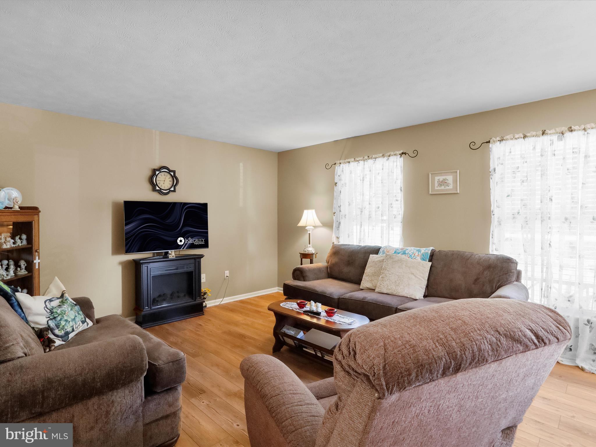 WINDOVER HILLS - Residential