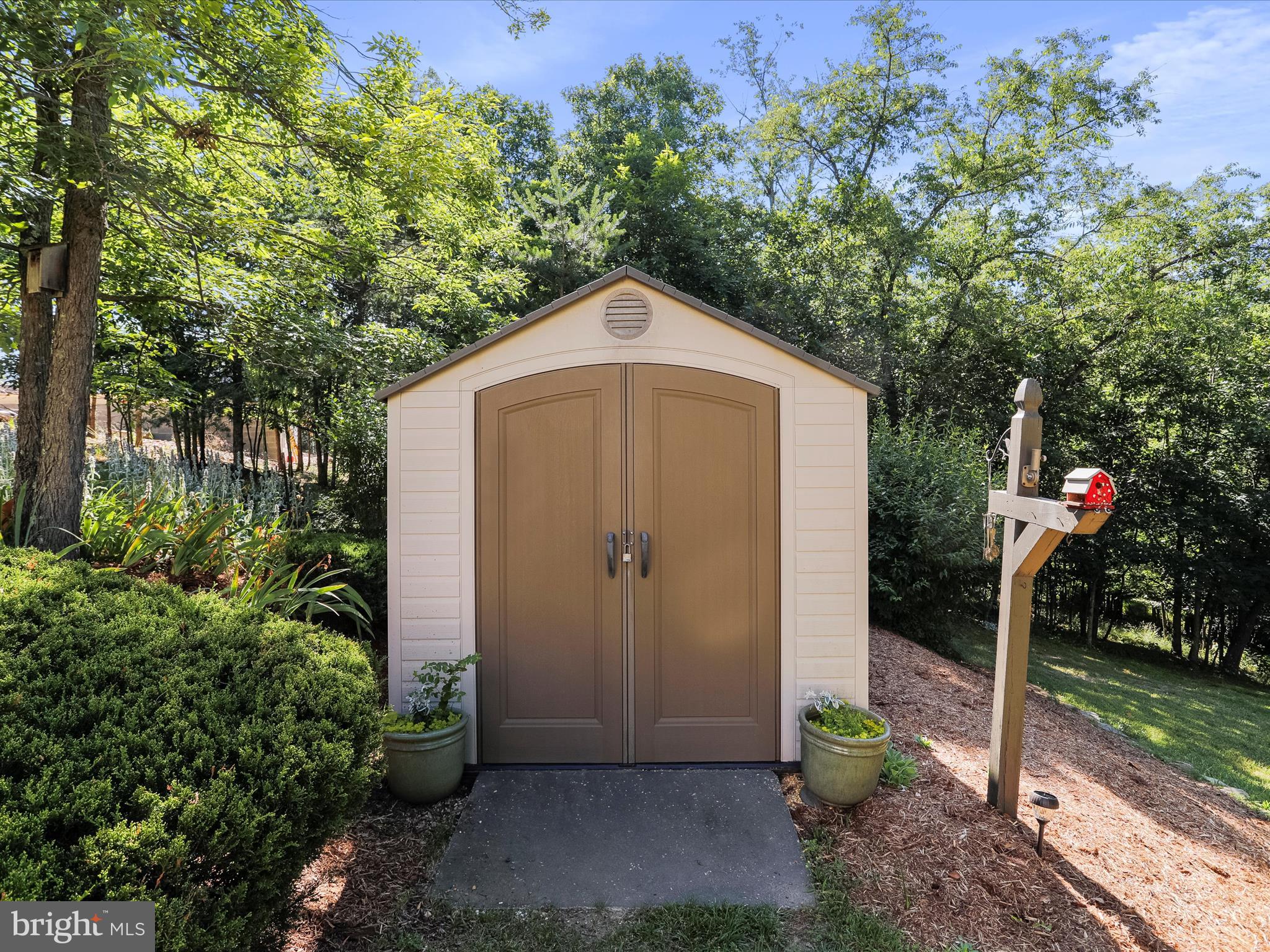 WINDOVER HILLS - Residential