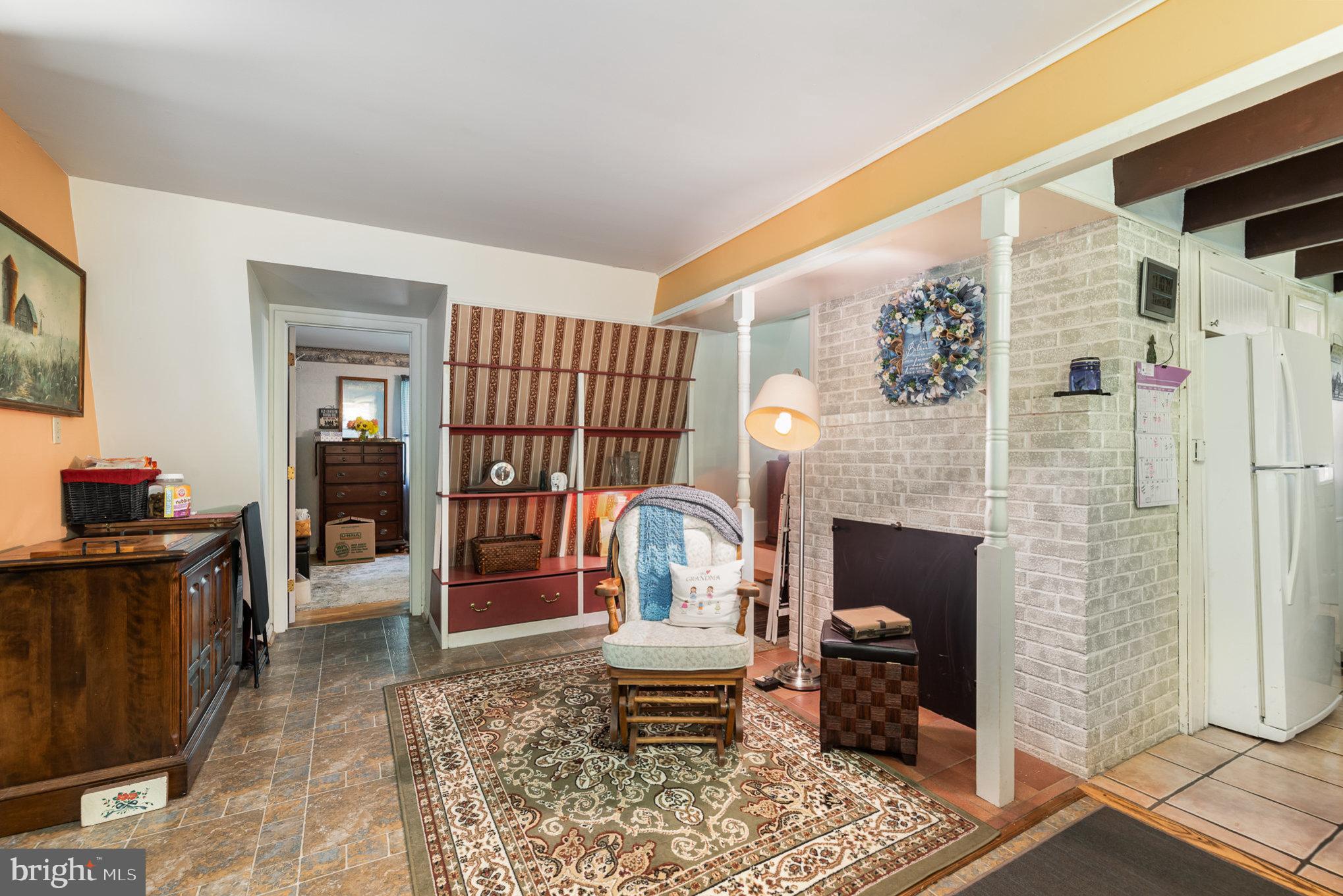 LAKE WARREN ESTATES - Residential