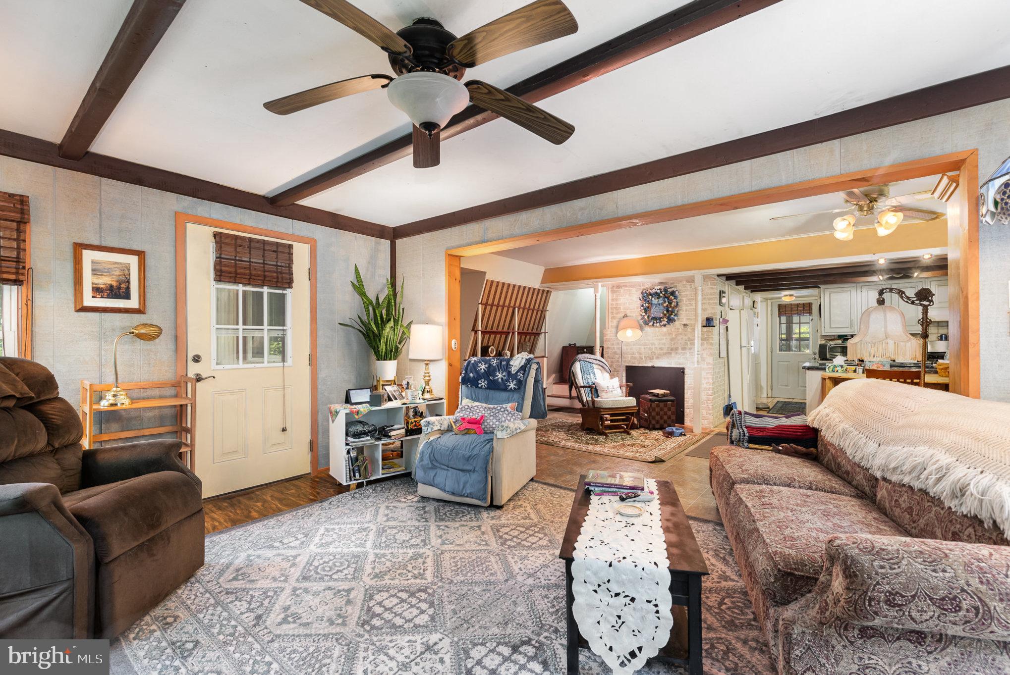 LAKE WARREN ESTATES - Residential