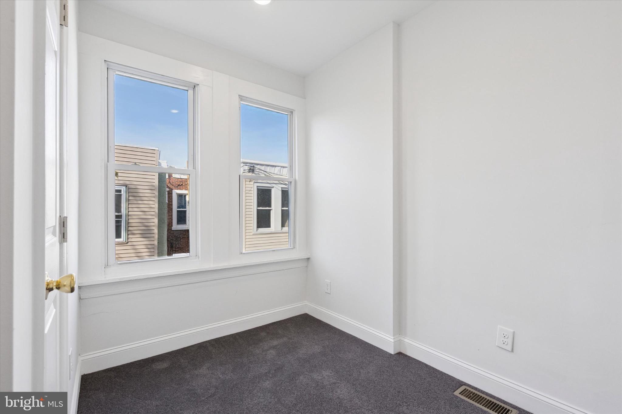 HARROWGATE - Residential