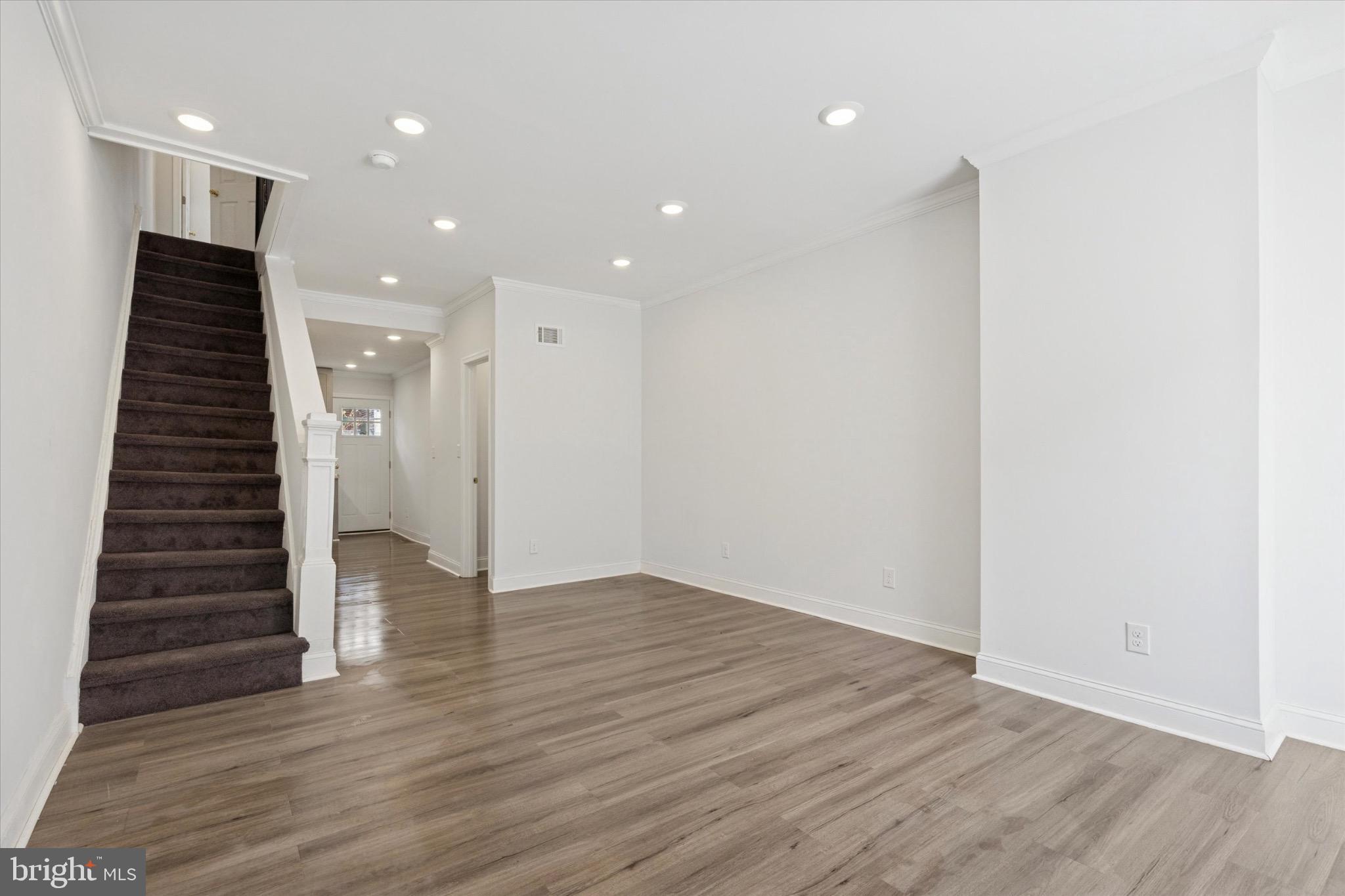 HARROWGATE - Residential