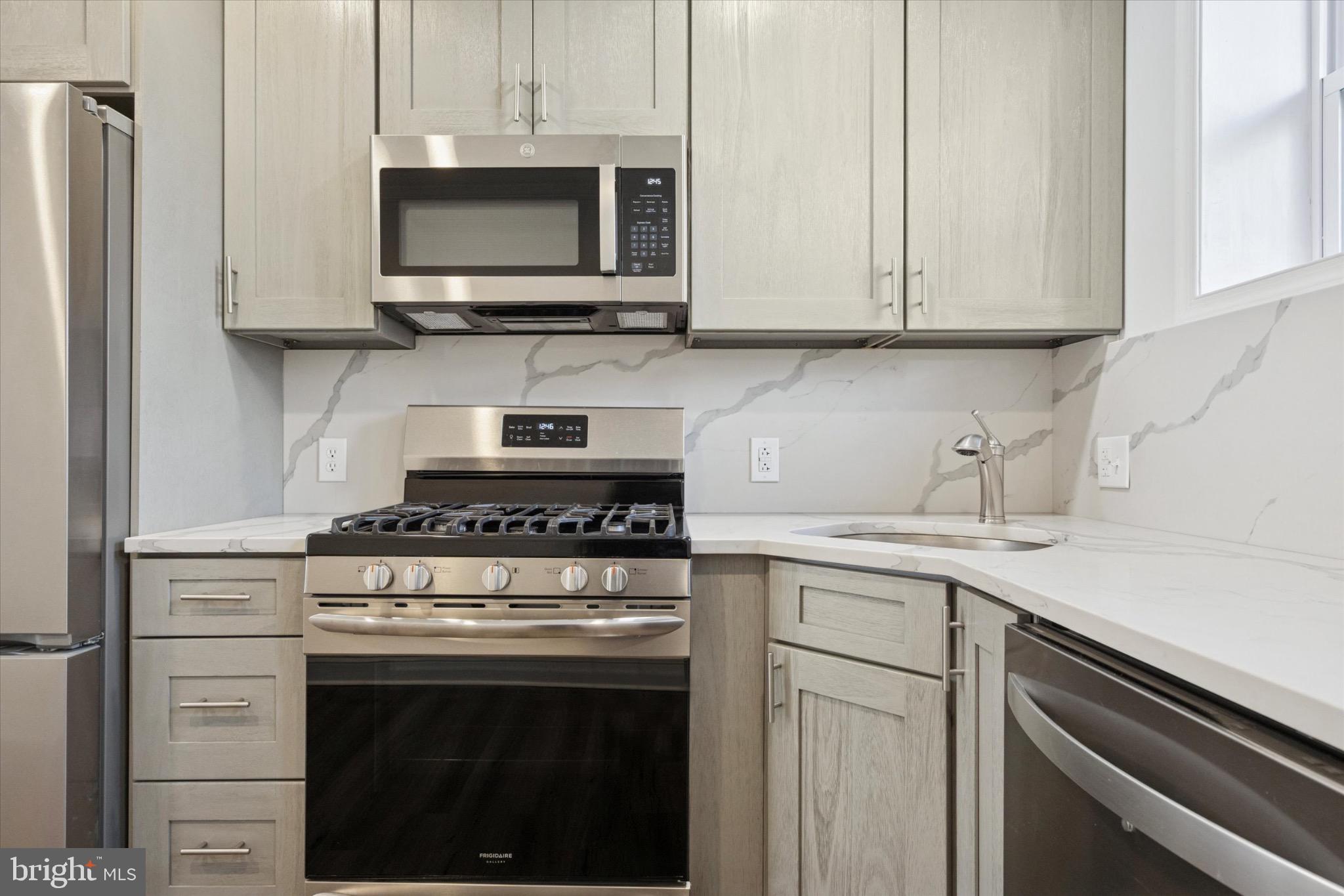 HARROWGATE - Residential