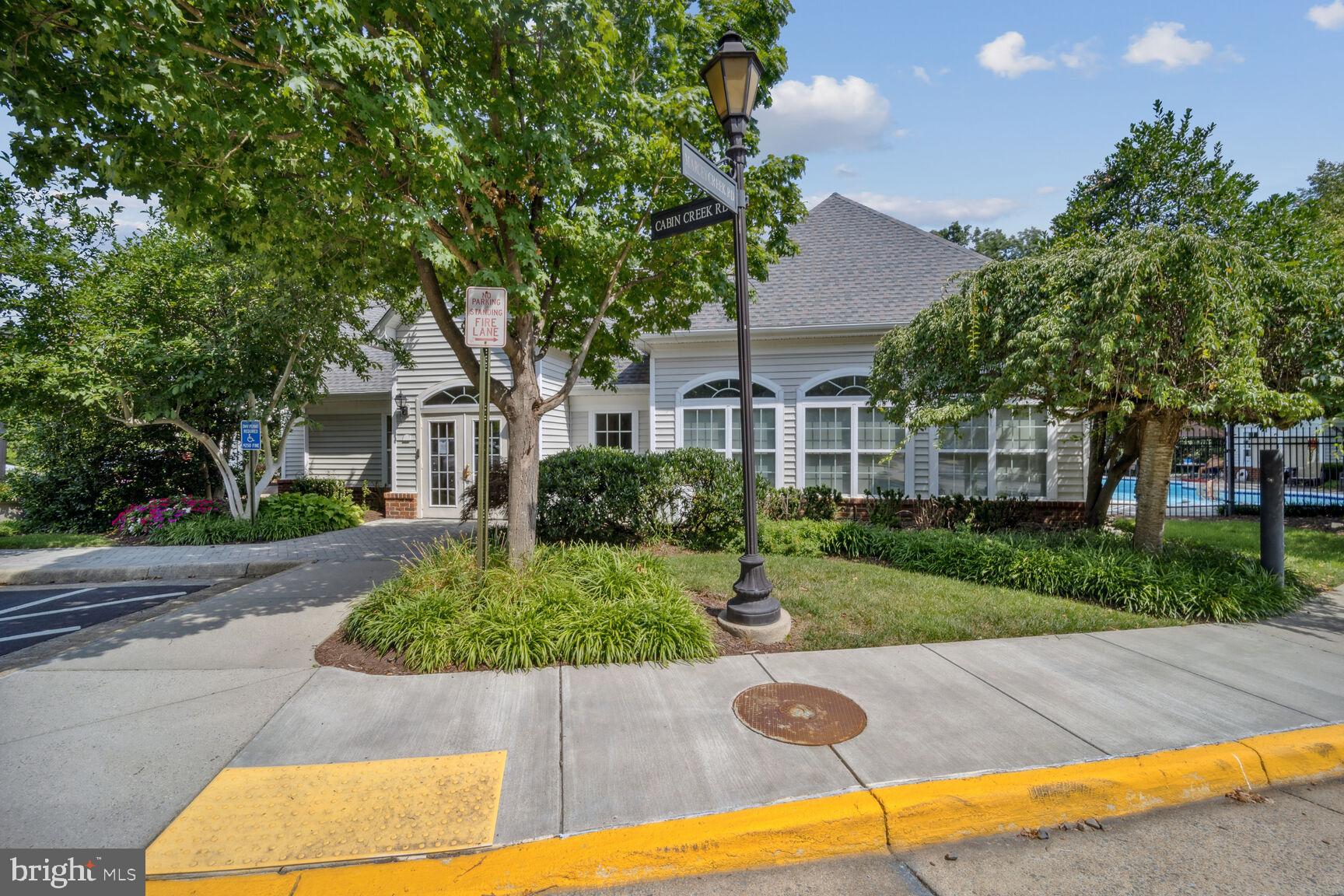 FOX MILL STATION - Residential