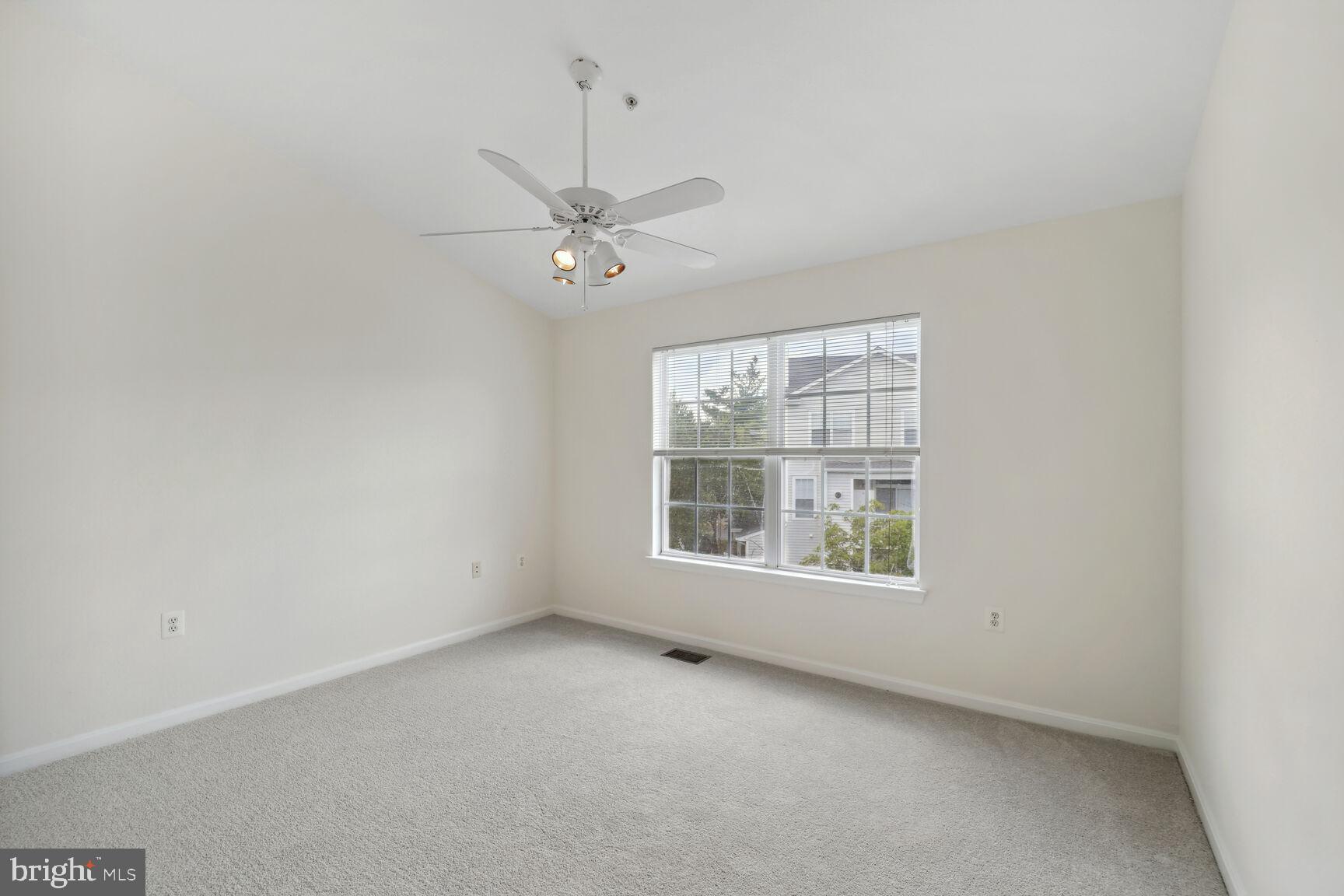 FOX MILL STATION - Residential