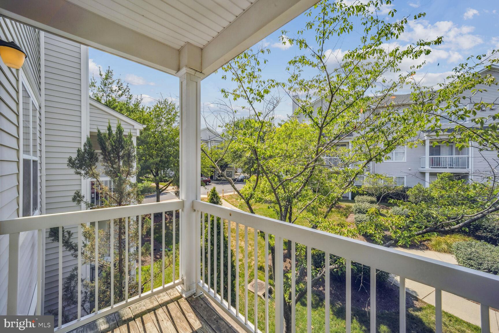 FOX MILL STATION - Residential