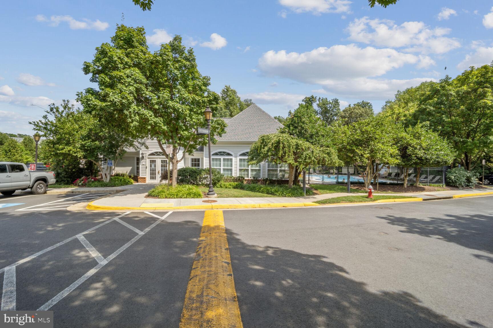 FOX MILL STATION - Residential