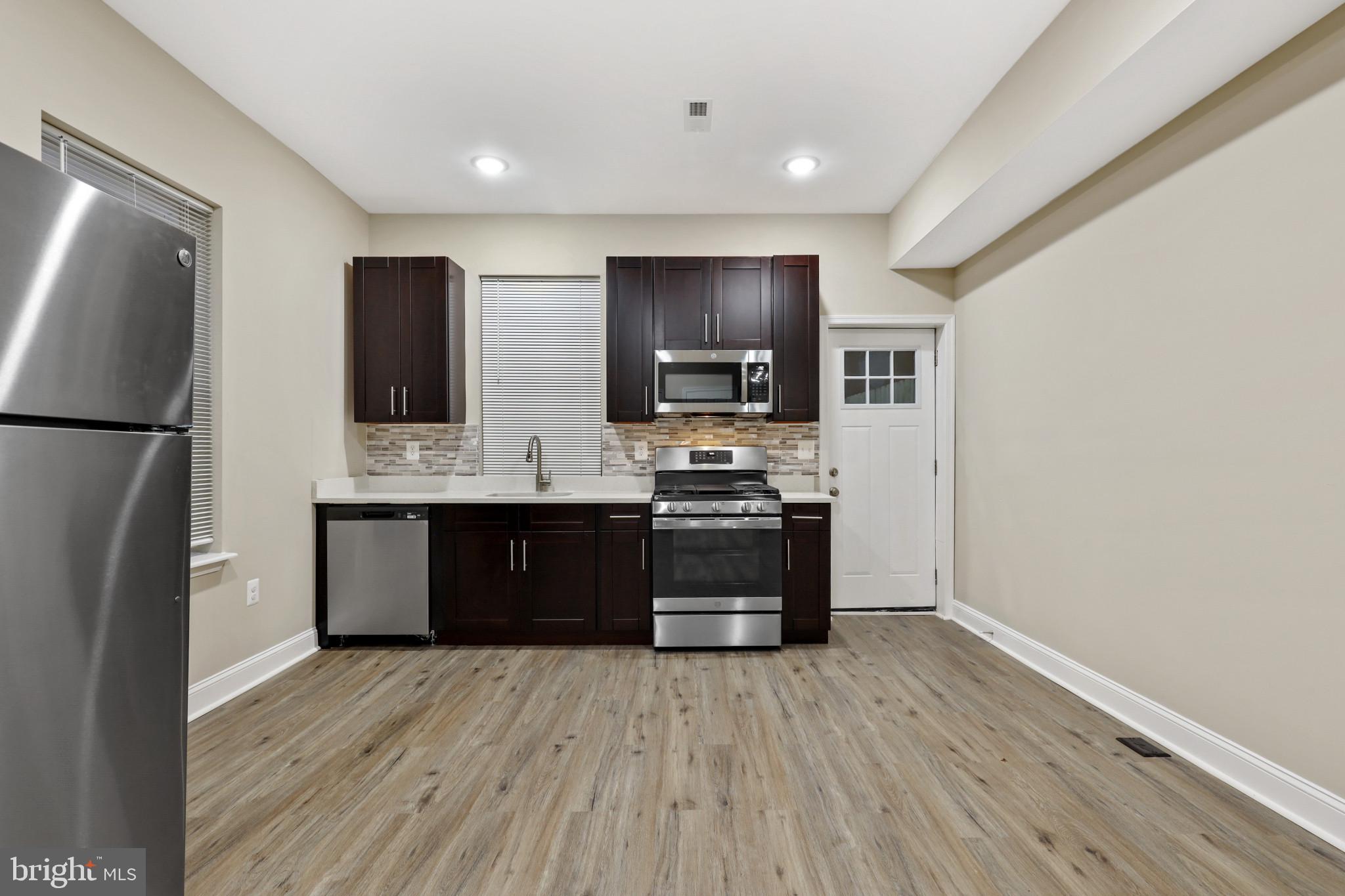 MONDAWMIN - Residential Lease