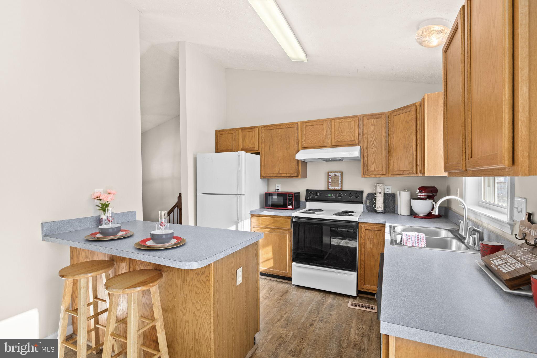 HAMILTONS CROSSING - Residential