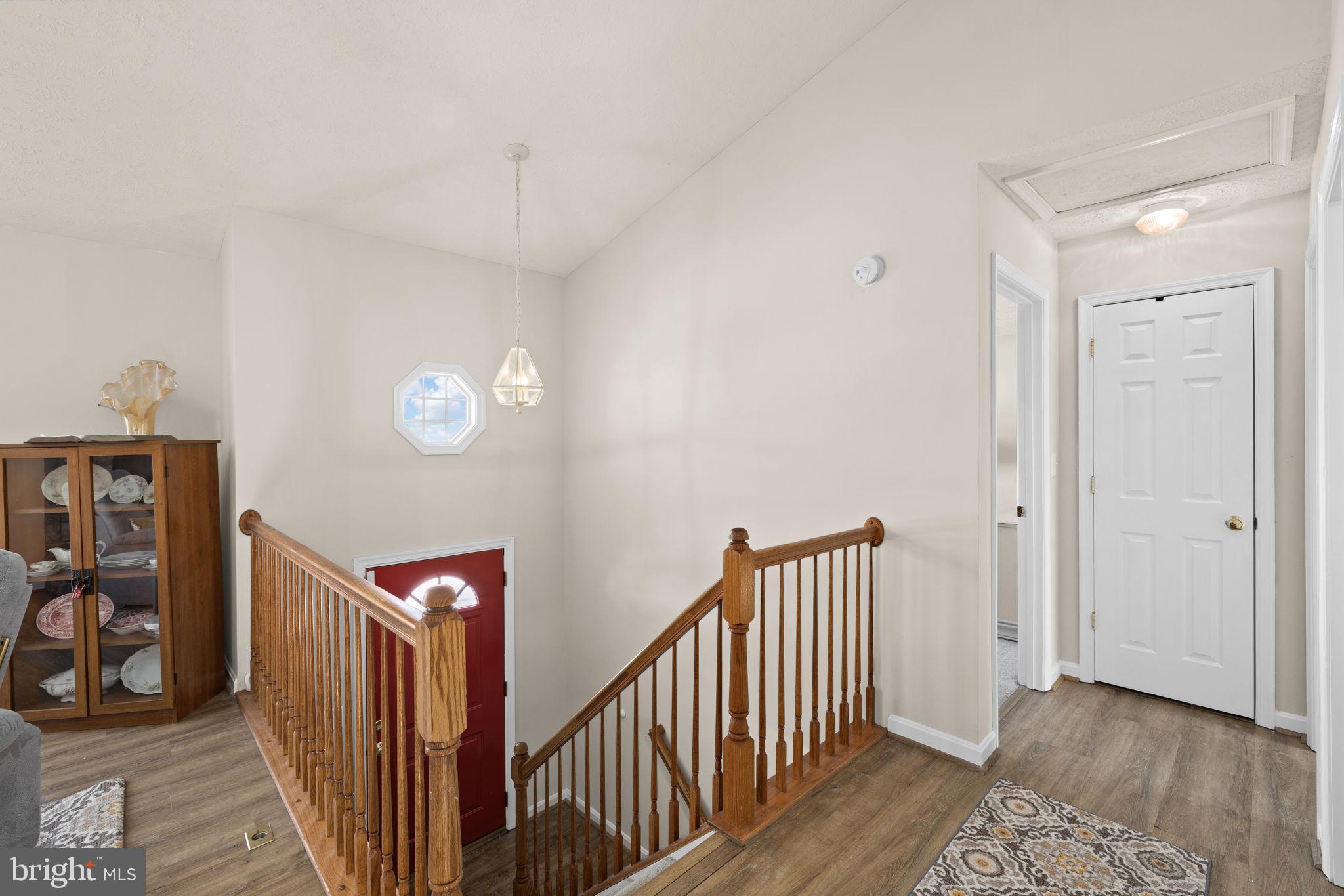 HAMILTONS CROSSING - Residential